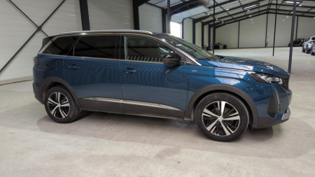 43385_p28 - PEUGEOT - 5008 - 2023