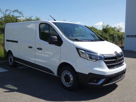 336721_p2 - RENAULT - TRAFIC - 2025
