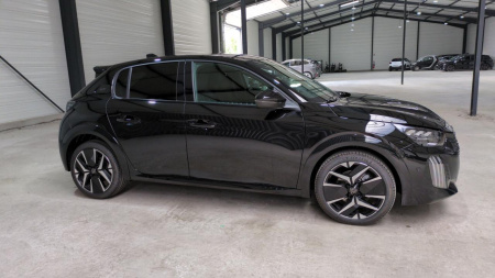 45100_p28 - PEUGEOT - 208 - 2025