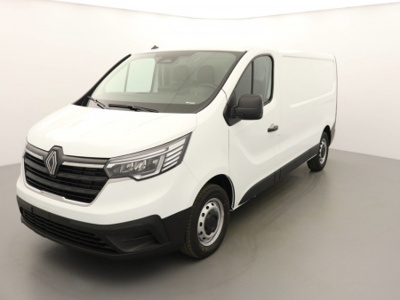 N198055_p3 - RENAULT - TRAFIC - 2025