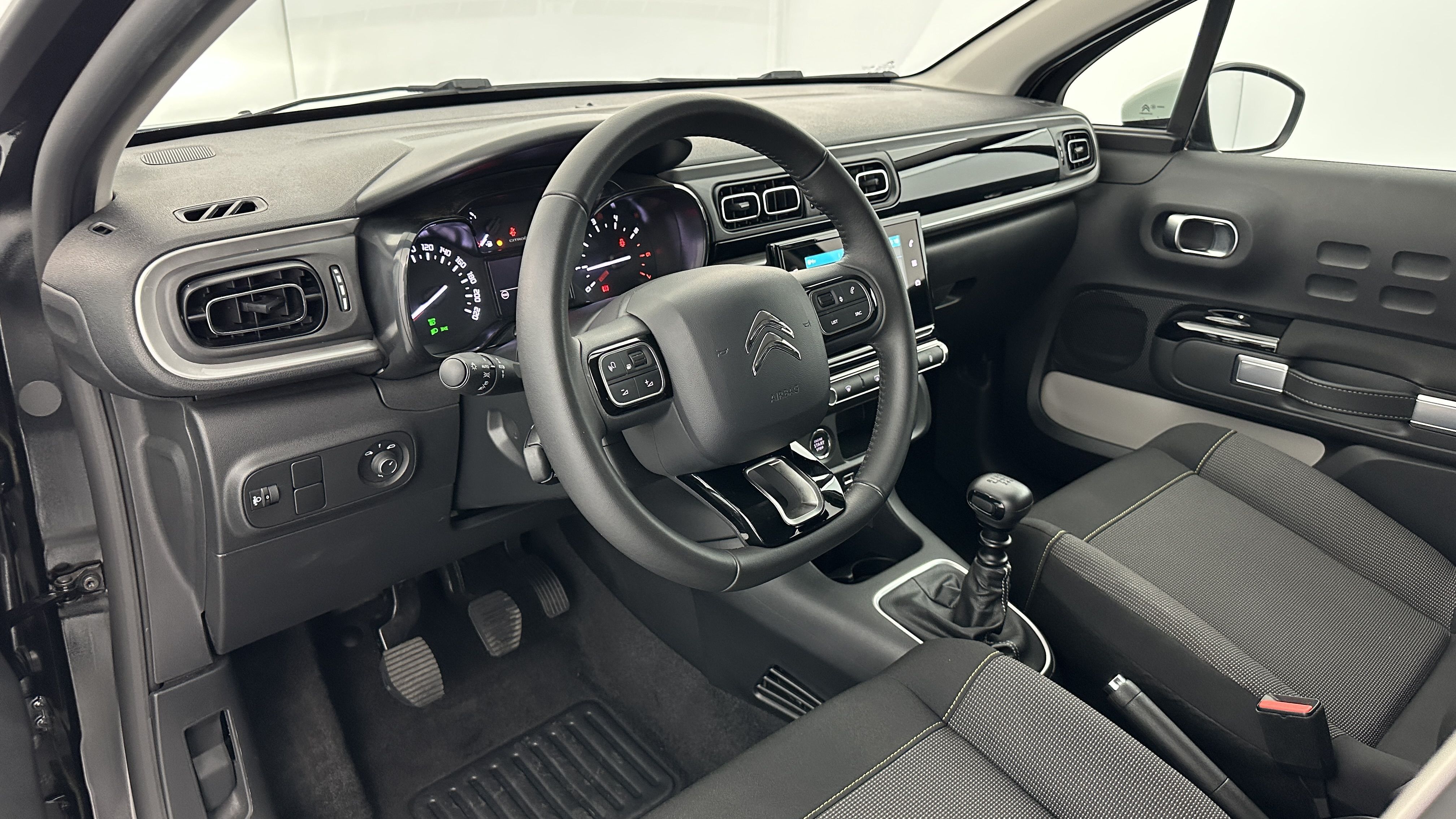 GLI00001783_p53 - CITROEN - C3 - 2024 - photo 6