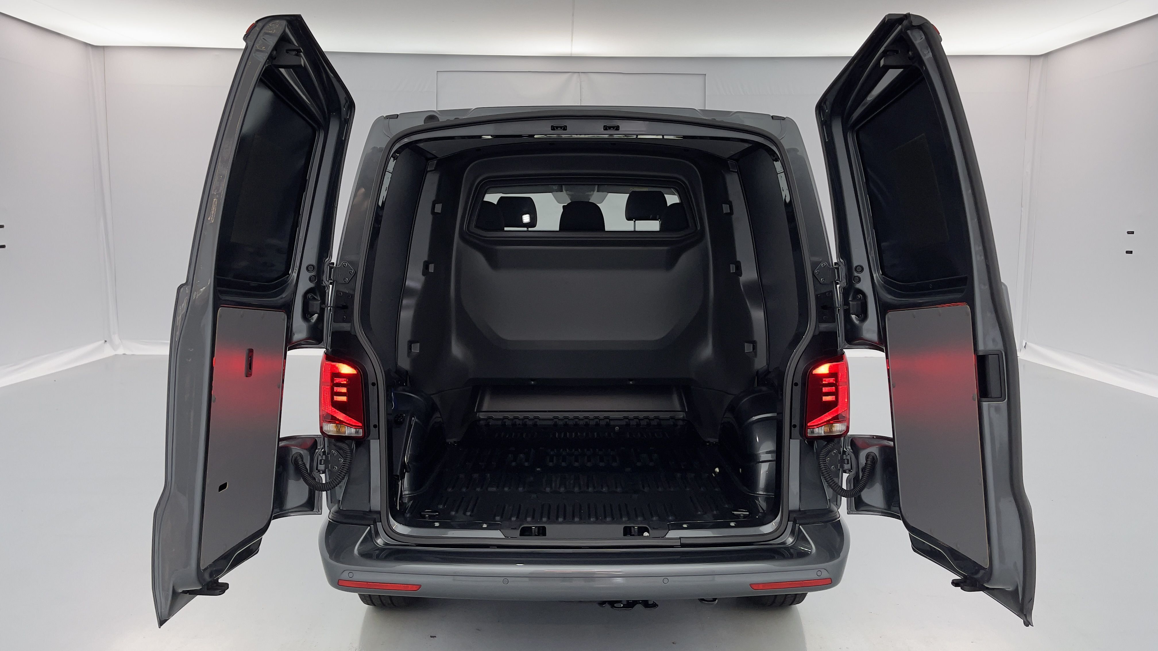 GLI00001202_p53 - VOLKSWAGEN - TRANSPORTER - 2024 - photo 10