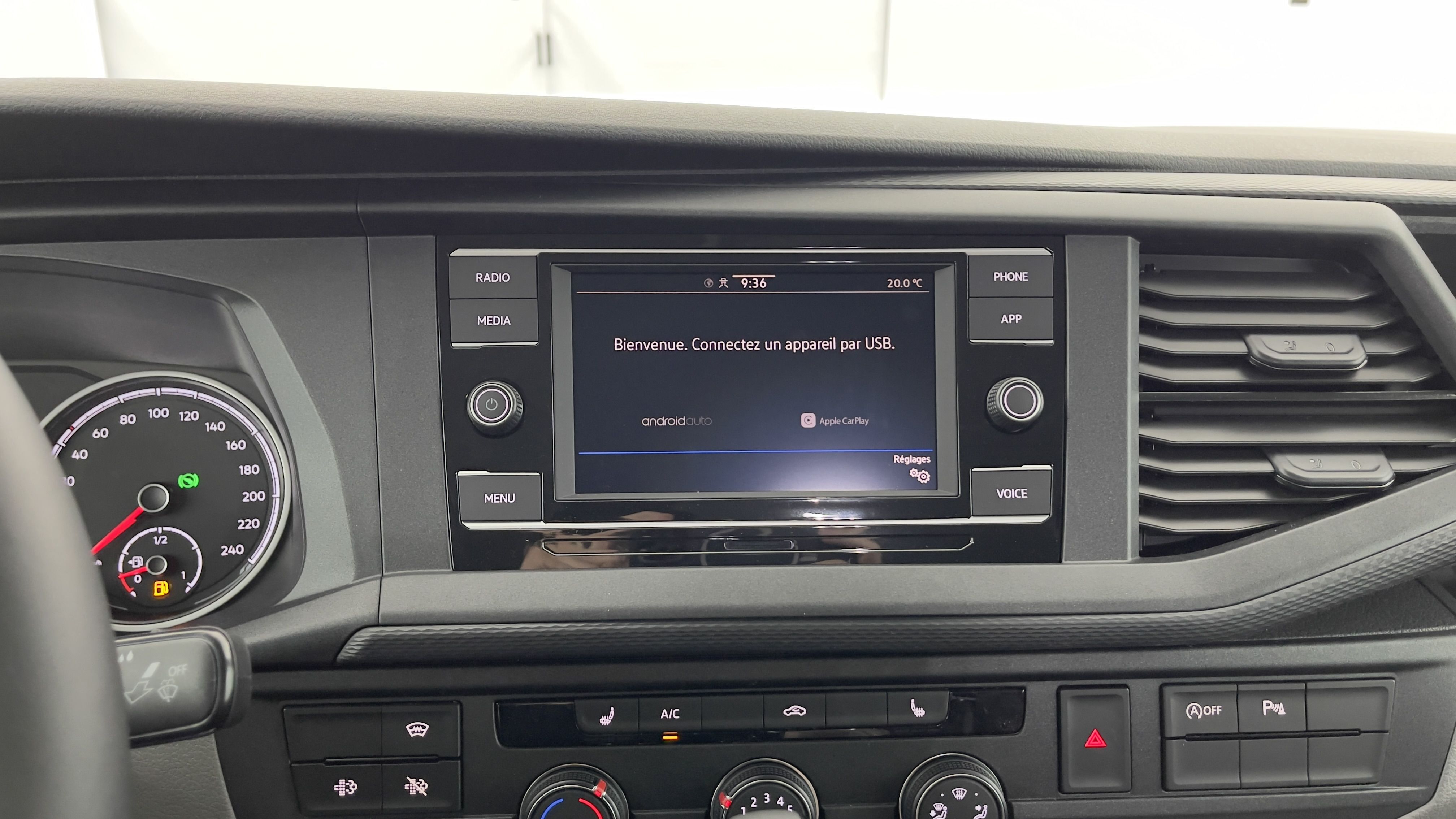 GLI00001202_p53 - VOLKSWAGEN - TRANSPORTER - 2024 - photo 17