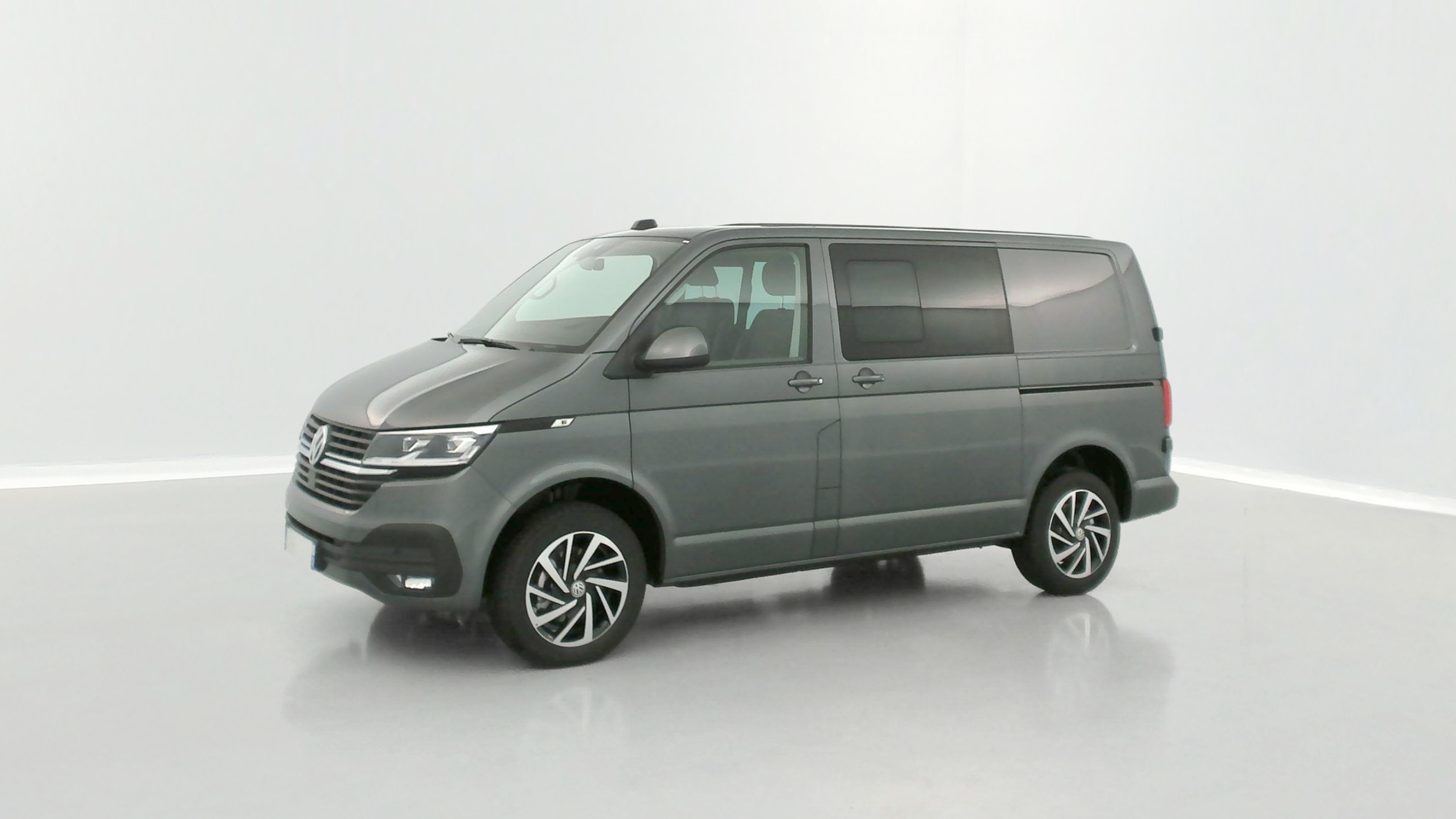 GLI00001202_p53 - VOLKSWAGEN - TRANSPORTER - 2024 - photo 23