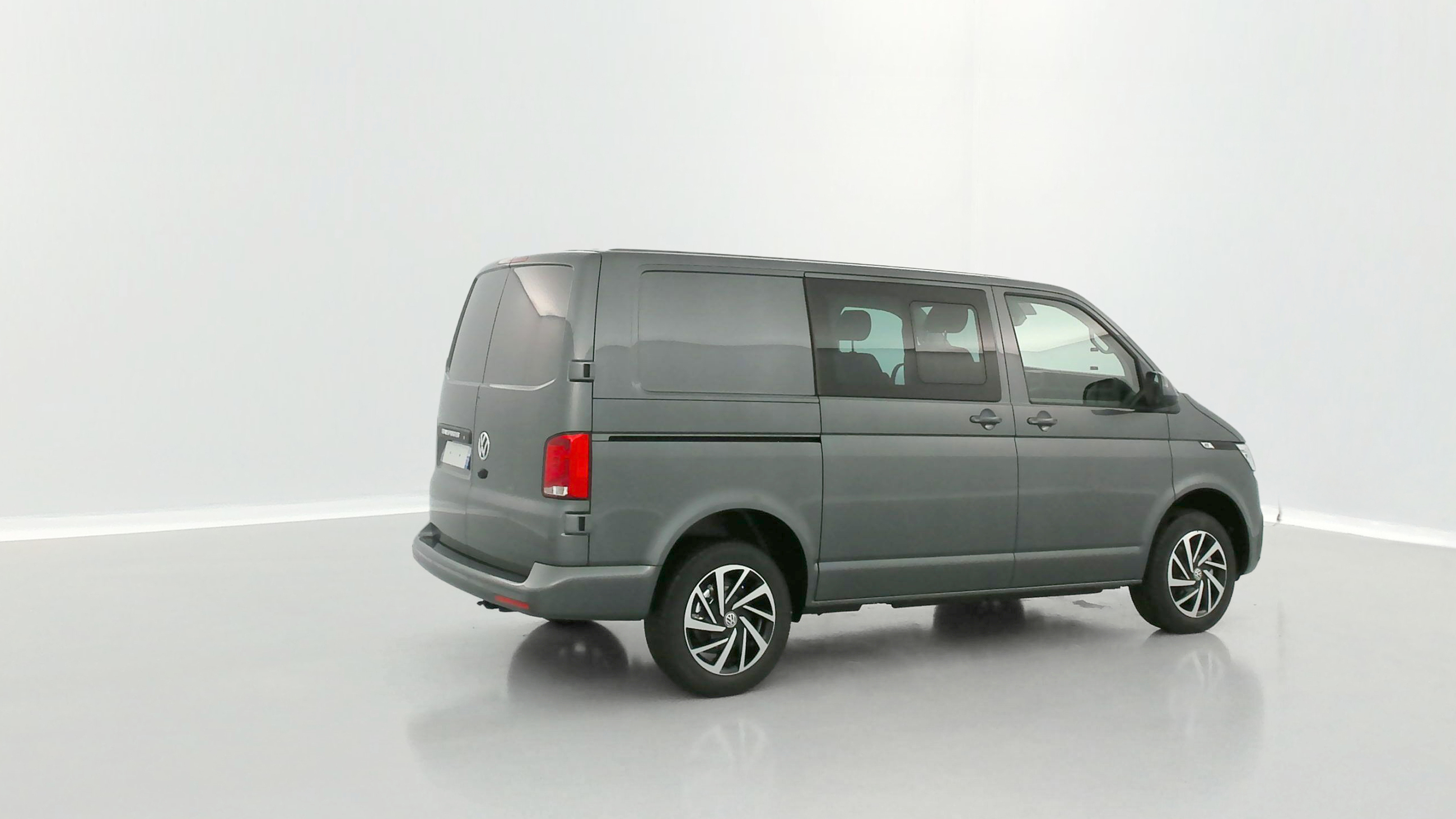 GLI00001202_p53 - VOLKSWAGEN - TRANSPORTER - 2024 - photo 25
