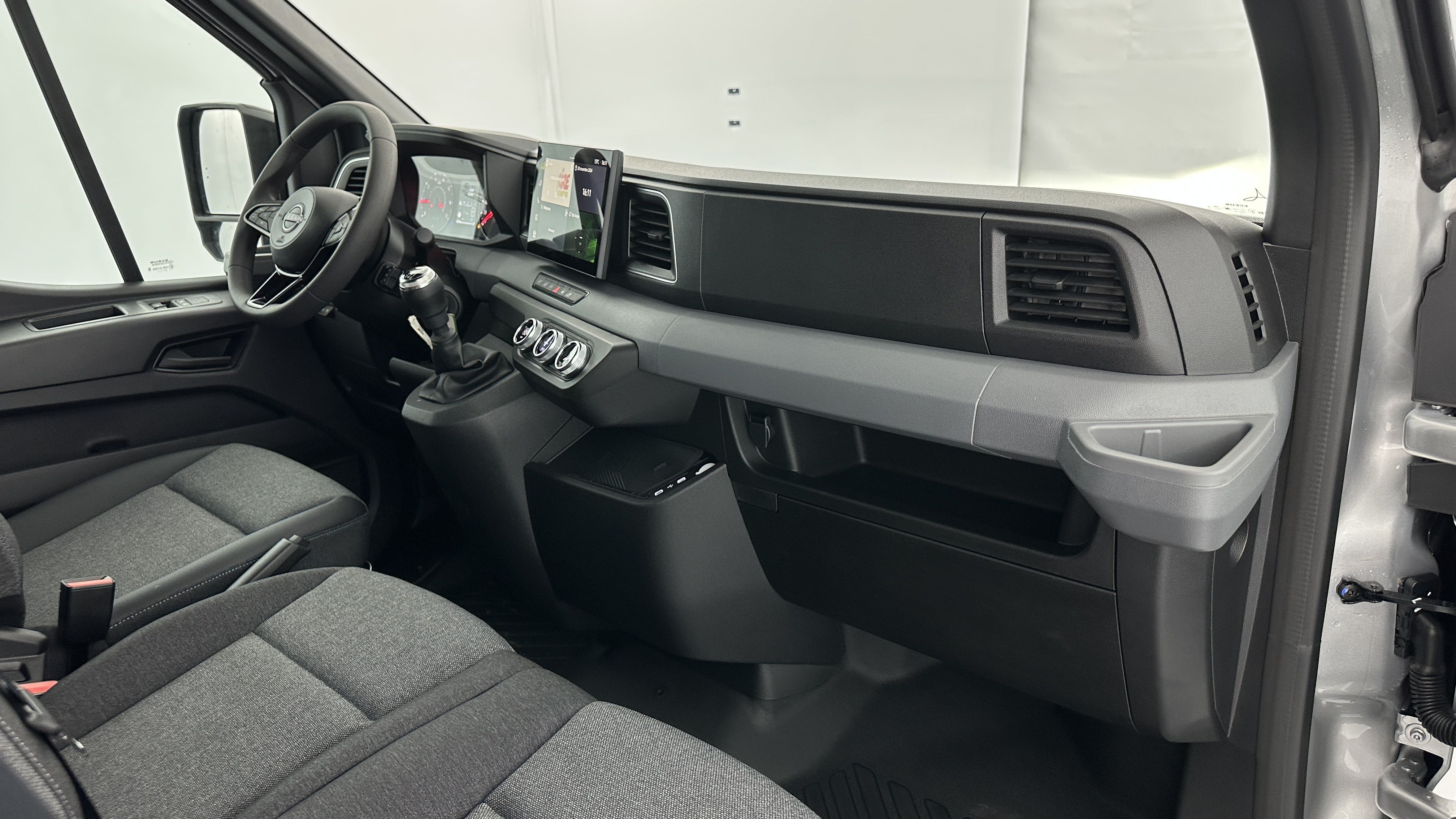 GLI00000645_p53 - NISSAN - INTERSTAR - 2025 - photo 7