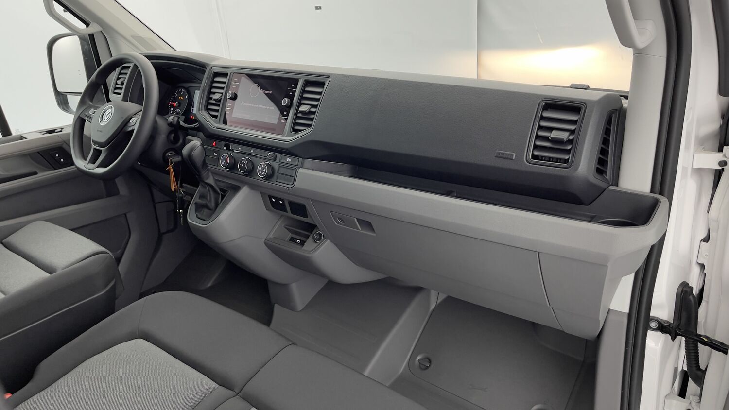 GLI00274377_p53 - VOLKSWAGEN - CRAFTER - 2024 - photo 7