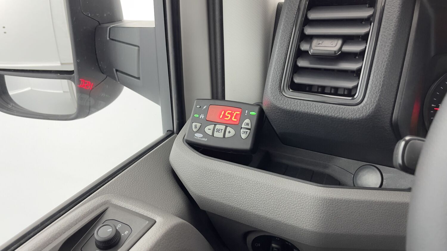 GLI00274410_p53 - VOLKSWAGEN - CRAFTER - 2025 - photo 12