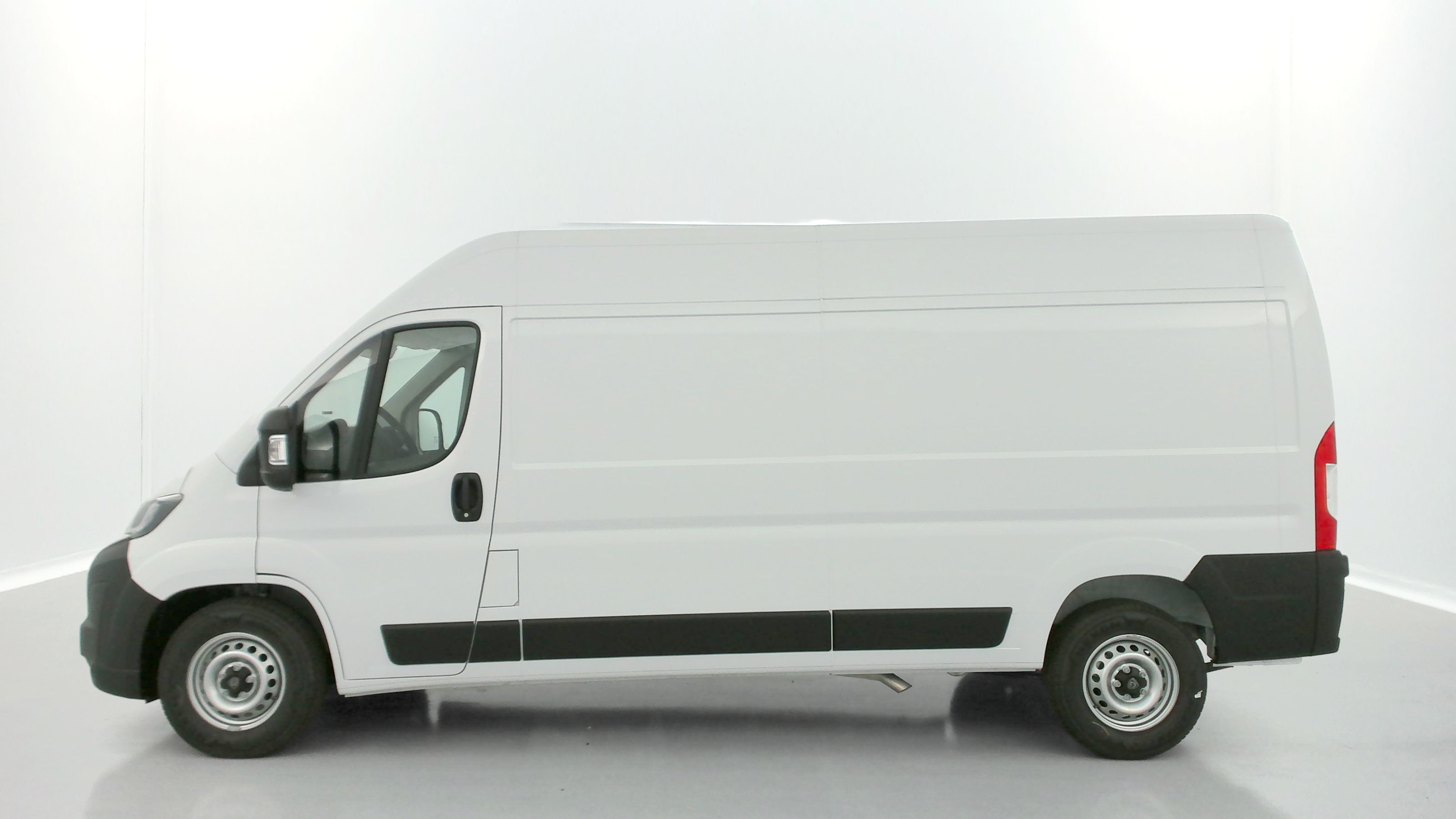 GLI00002391_p53 - PEUGEOT - BOXER - 2025 - photo 4