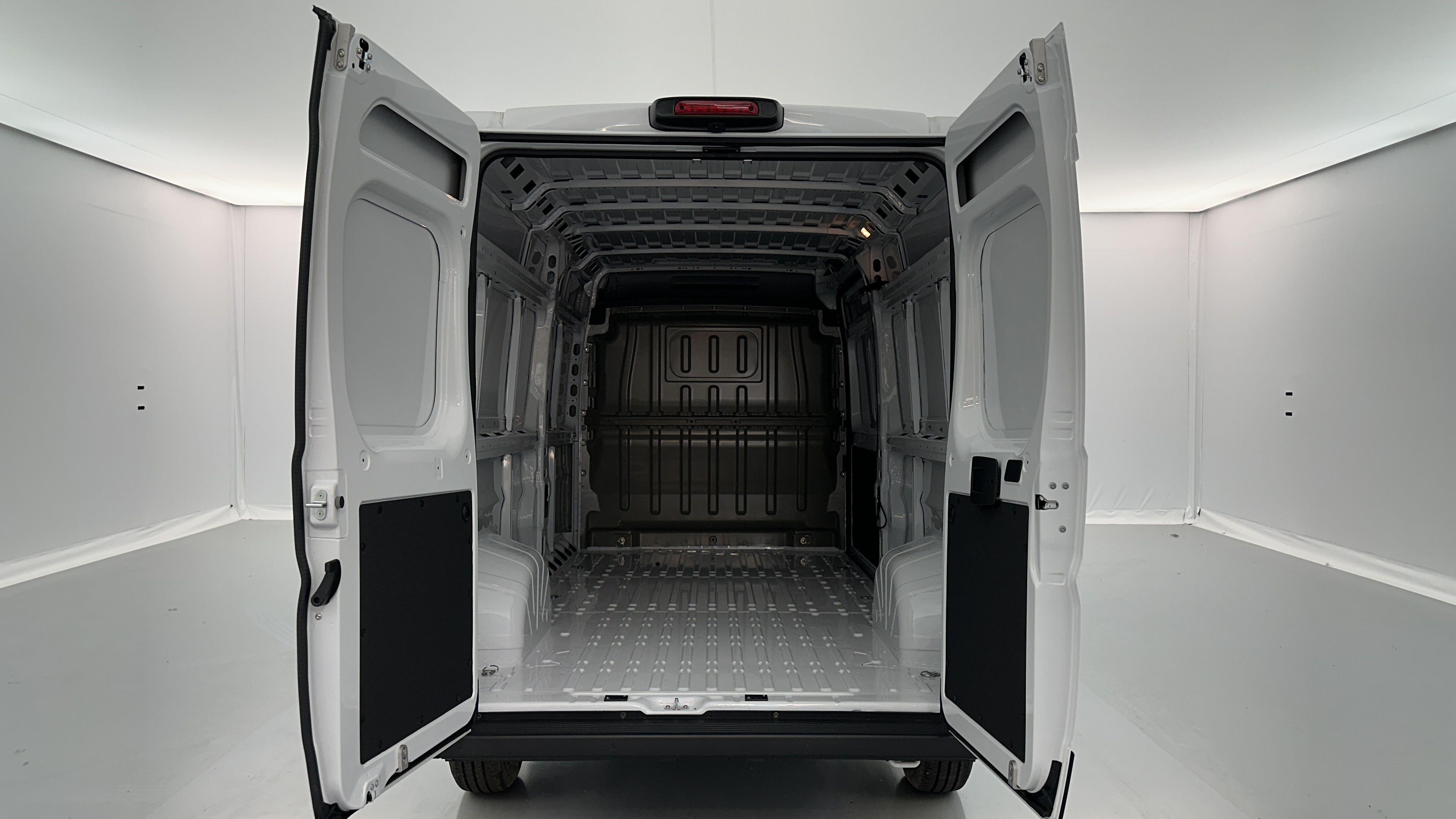 GLI00002391_p53 - PEUGEOT - BOXER - 2025 - photo 9