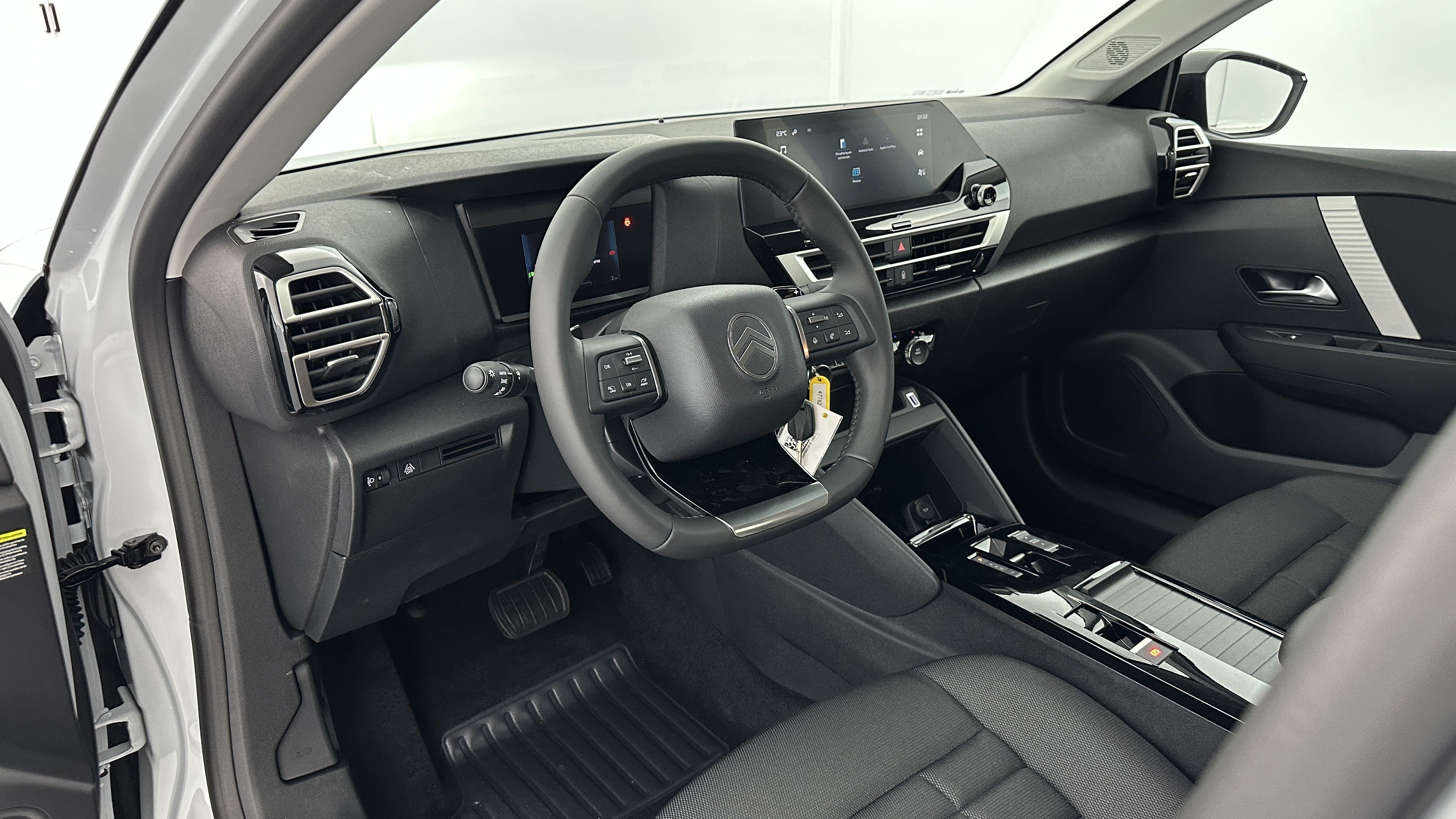 GLI00002597_p53 - CITROEN - C4 - 2025 - photo 6