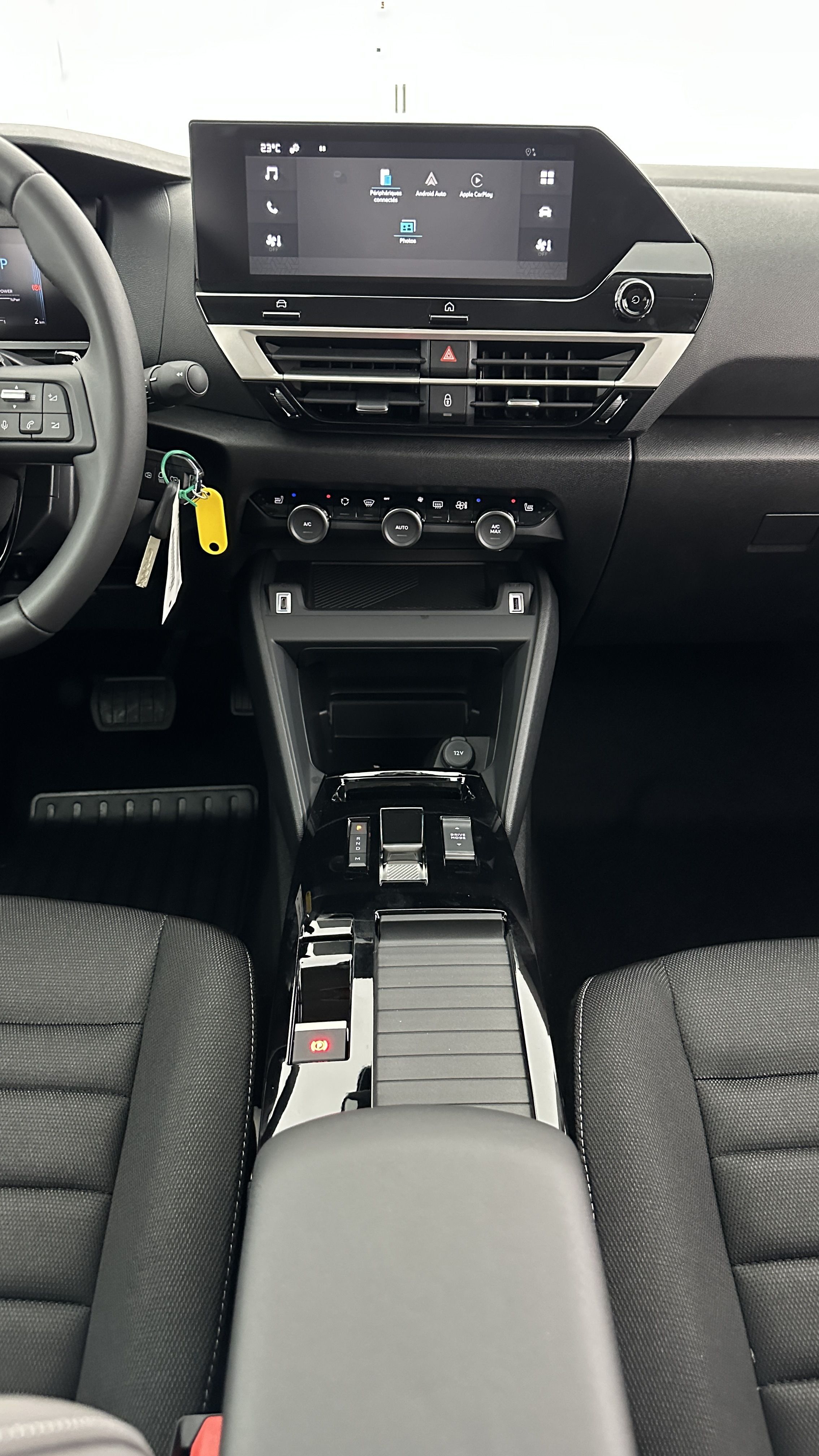 GLI00002597_p53 - CITROEN - C4 - 2025 - photo 16