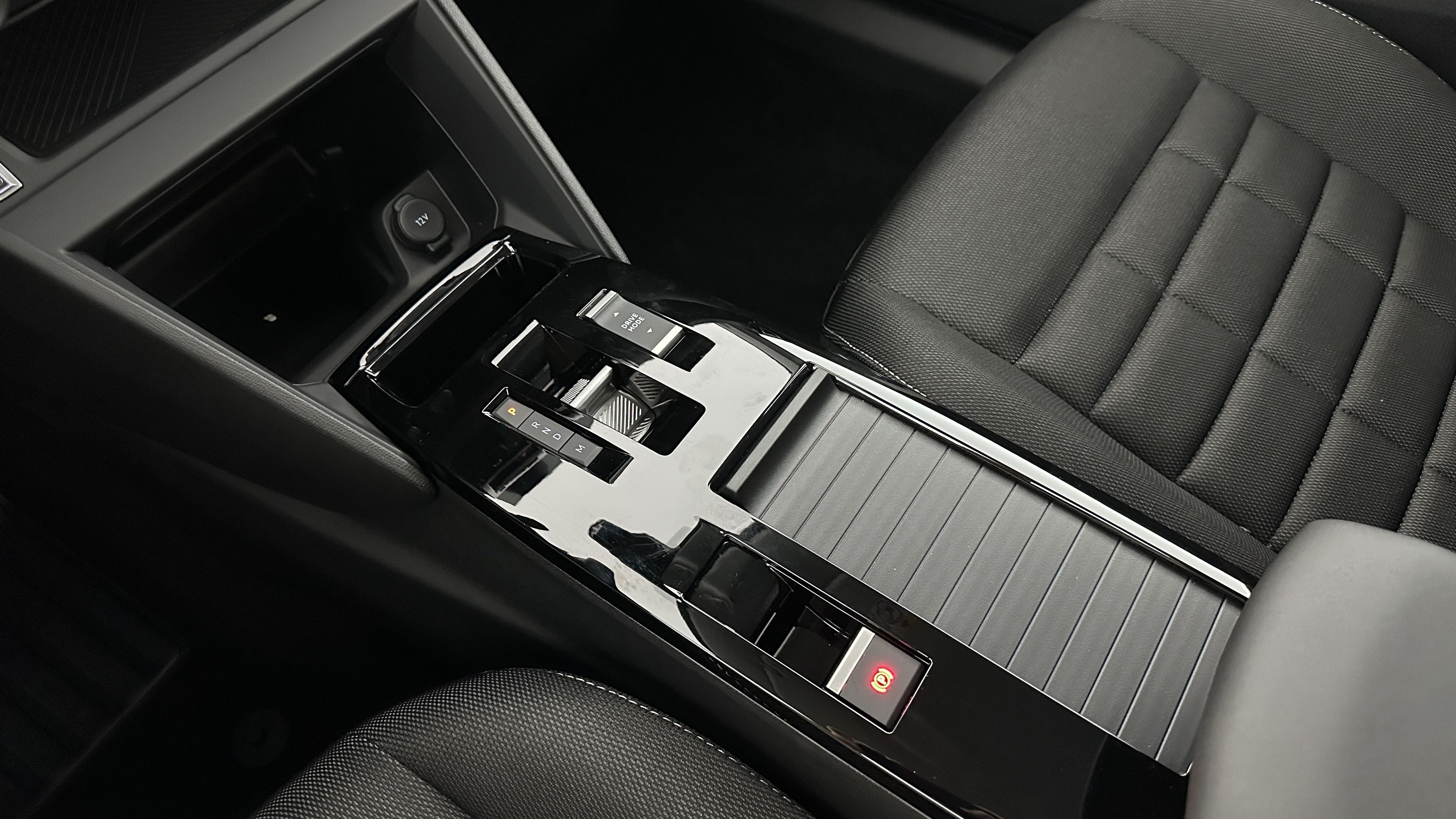 GLI00002597_p53 - CITROEN - C4 - 2025 - photo 17