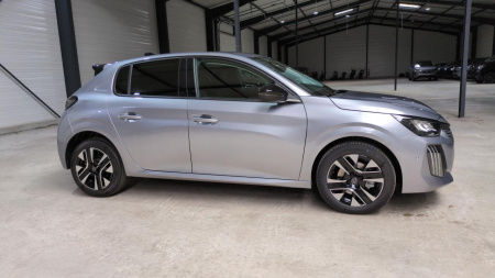 45593_p28 - PEUGEOT - 208 - 2025