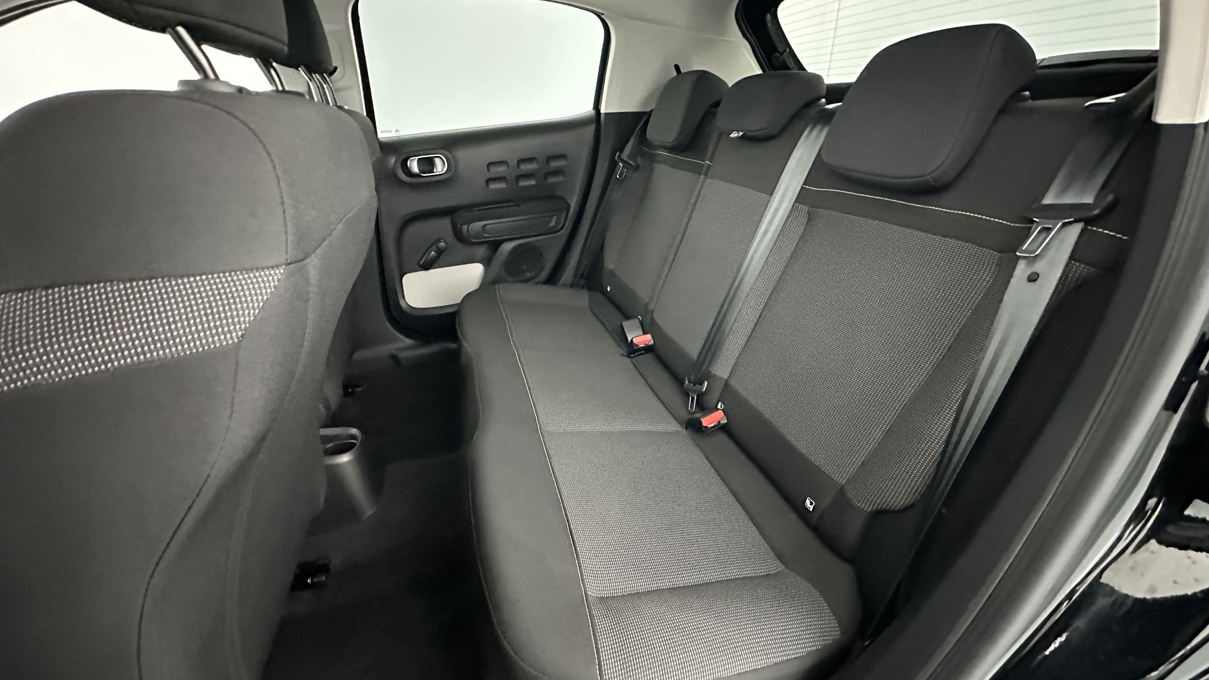 GLI00002546_p53 - CITROEN - C3 - 2024 - photo 9