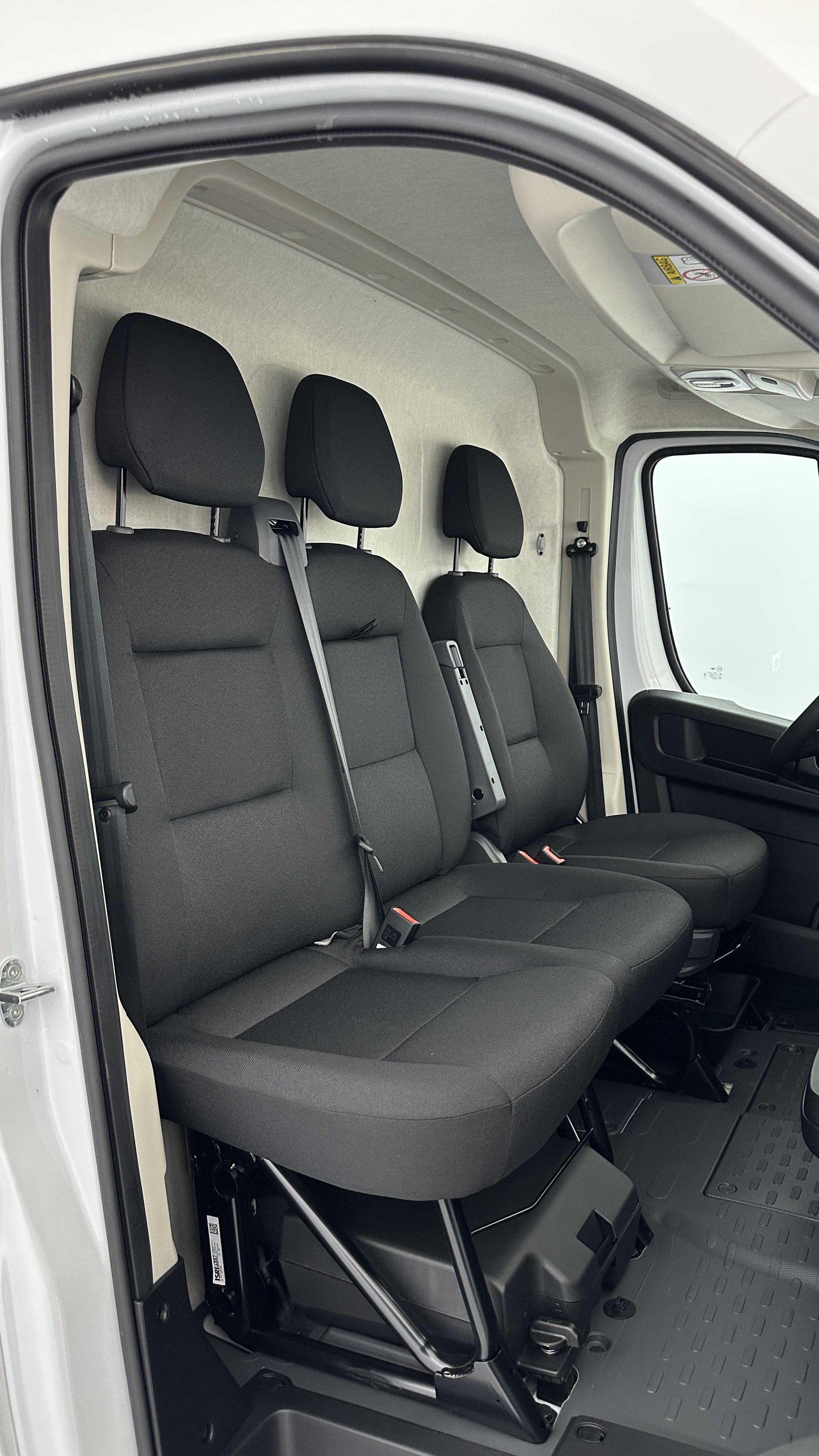 GLI00002370_p53 - PEUGEOT - BOXER - 2025 - photo 15