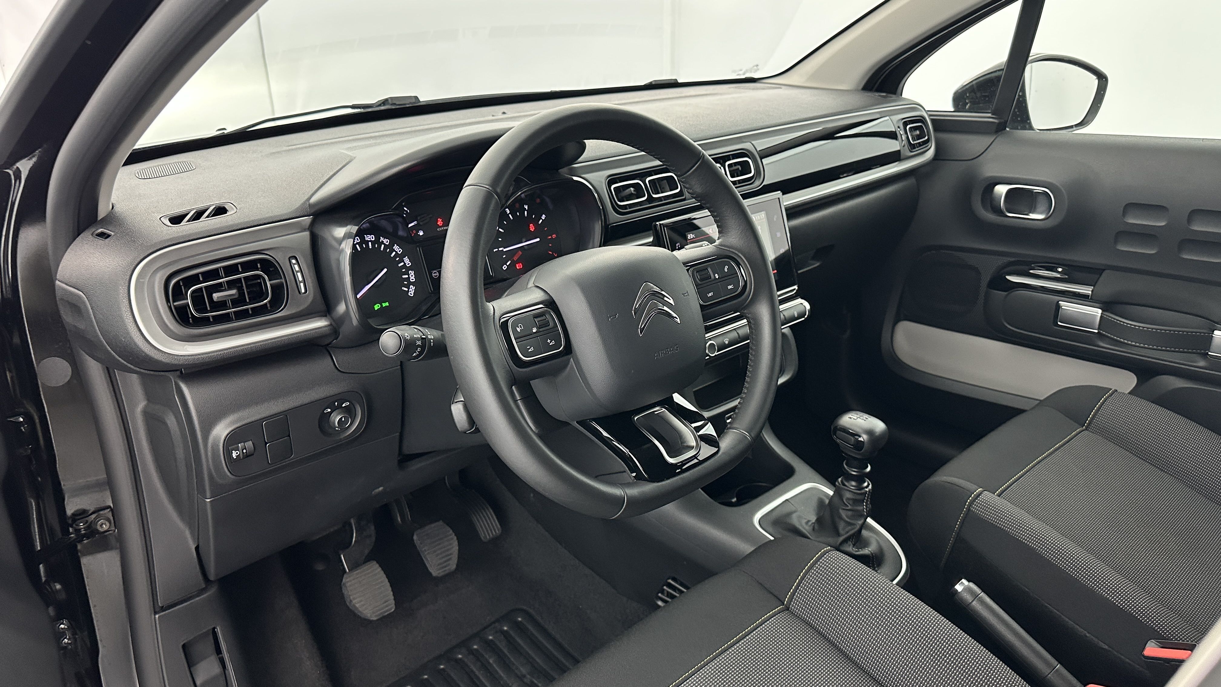 GLI00002545_p53 - CITROEN - C3 - 2024 - photo 6