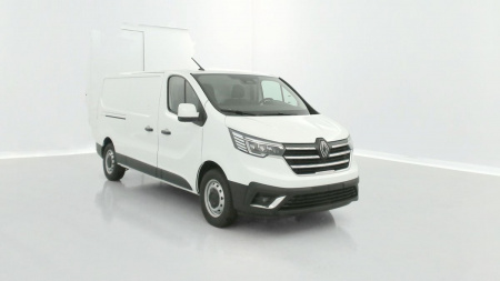 351541_p2 - RENAULT - TRAFIC - 2025