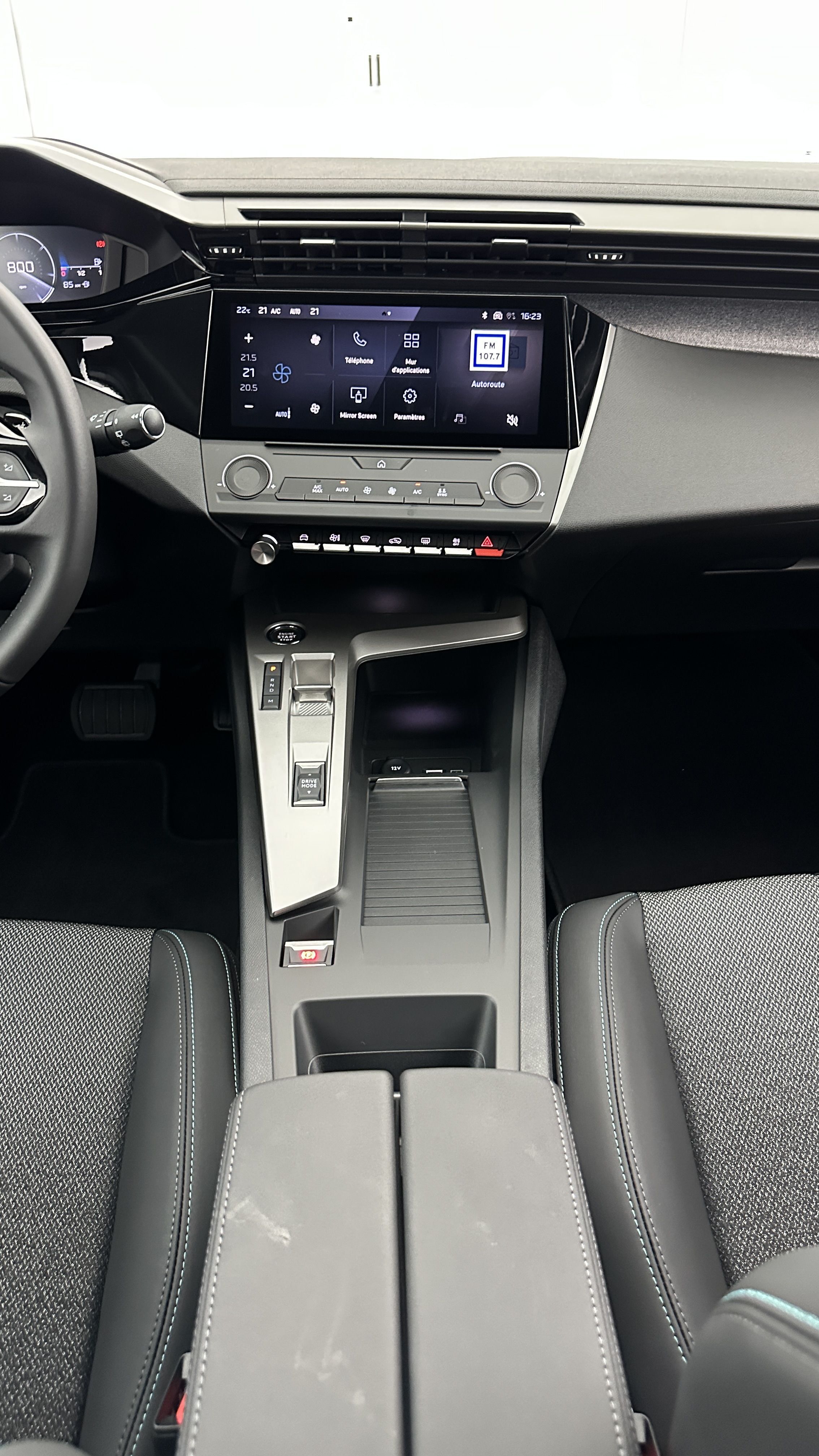 GLI00002671_p53 - PEUGEOT - 308 SW - 2025 - photo 16