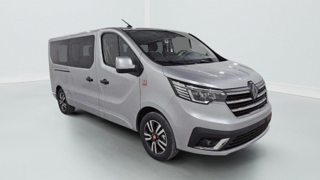355659_p2 - RENAULT - TRAFIC - 2025