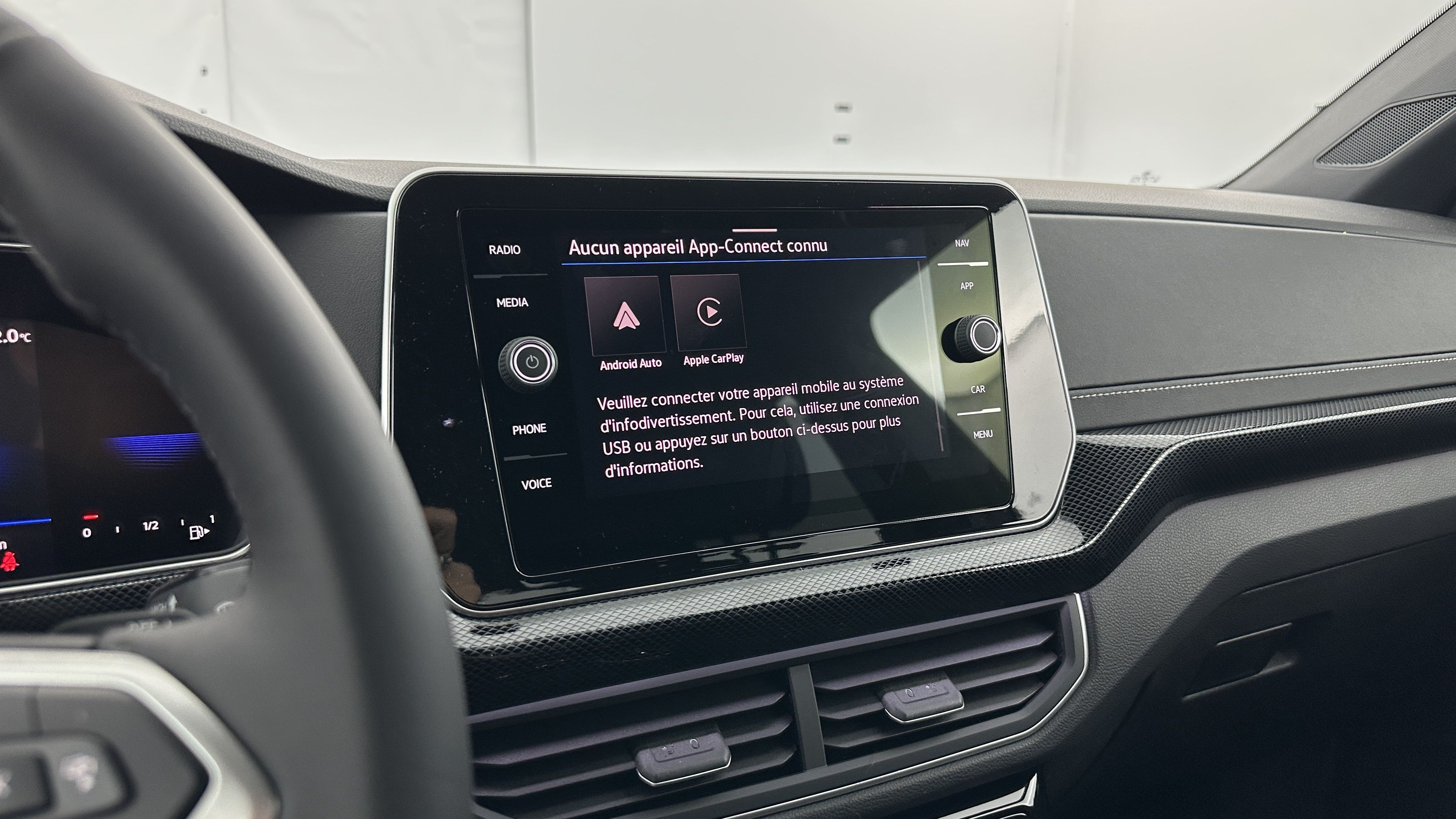 GLI00002897_p53 - VOLKSWAGEN - T CROSS - 2025 - photo 20