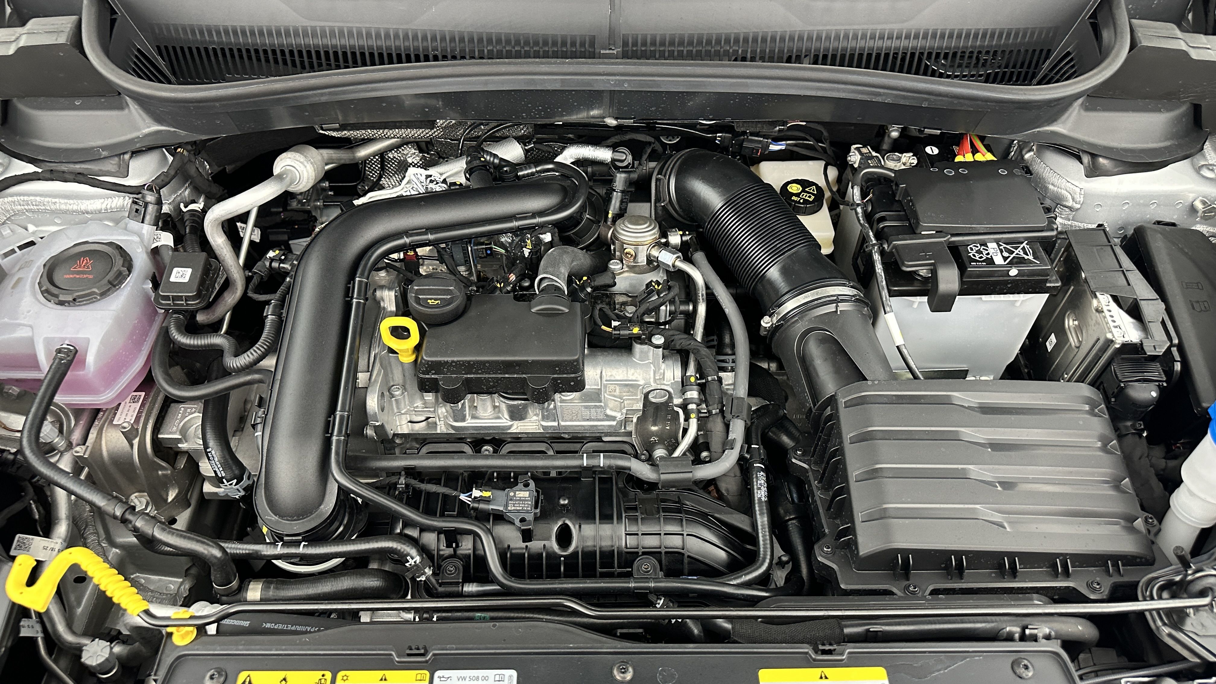 GLI00002896_p53 - VOLKSWAGEN - T CROSS - 2025 - photo 11