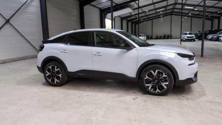 46150_p28 - CITROEN - C4 - 2025