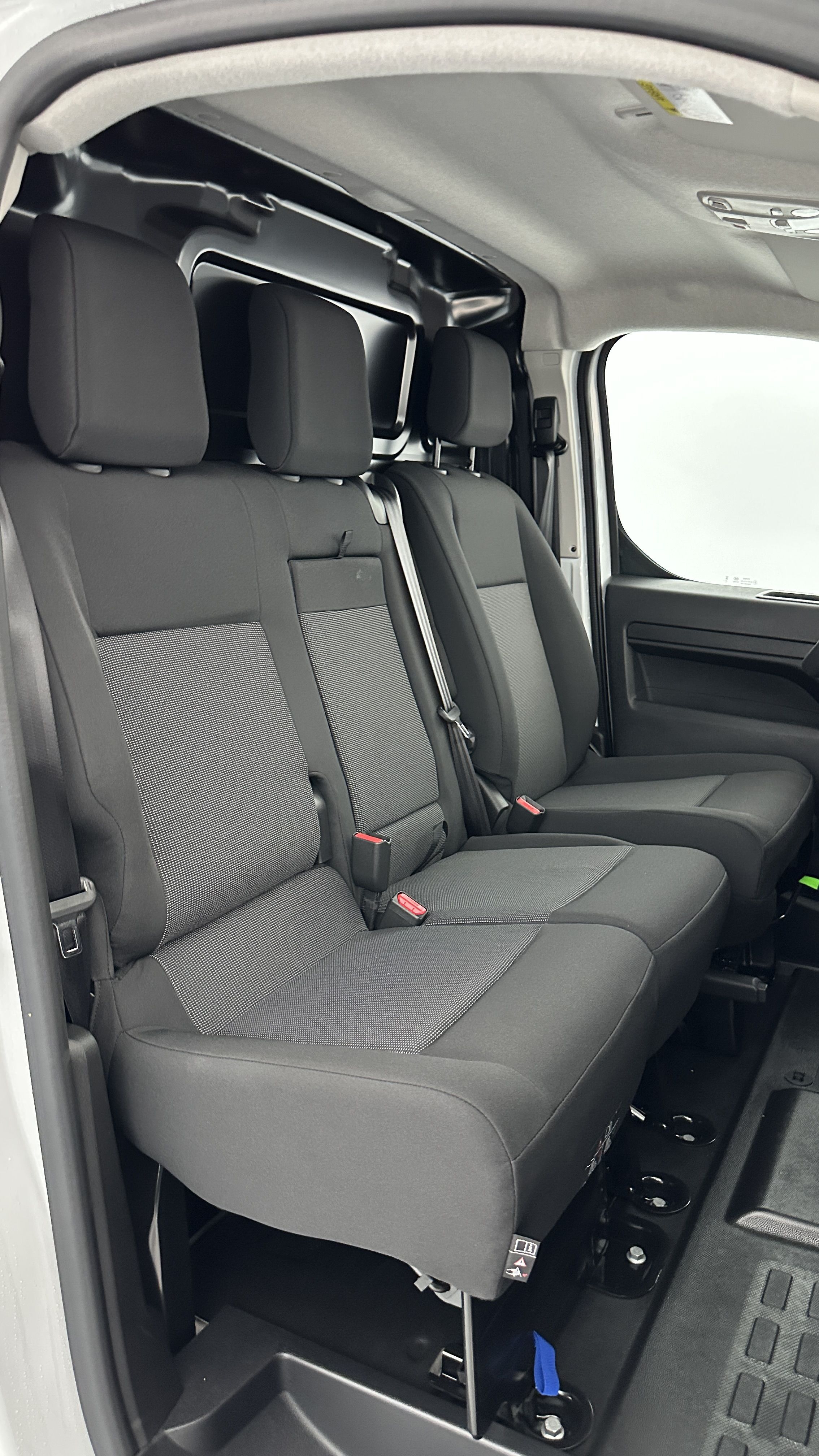 GLI00008459_p53 - PEUGEOT - EXPERT - 2025 - photo 12