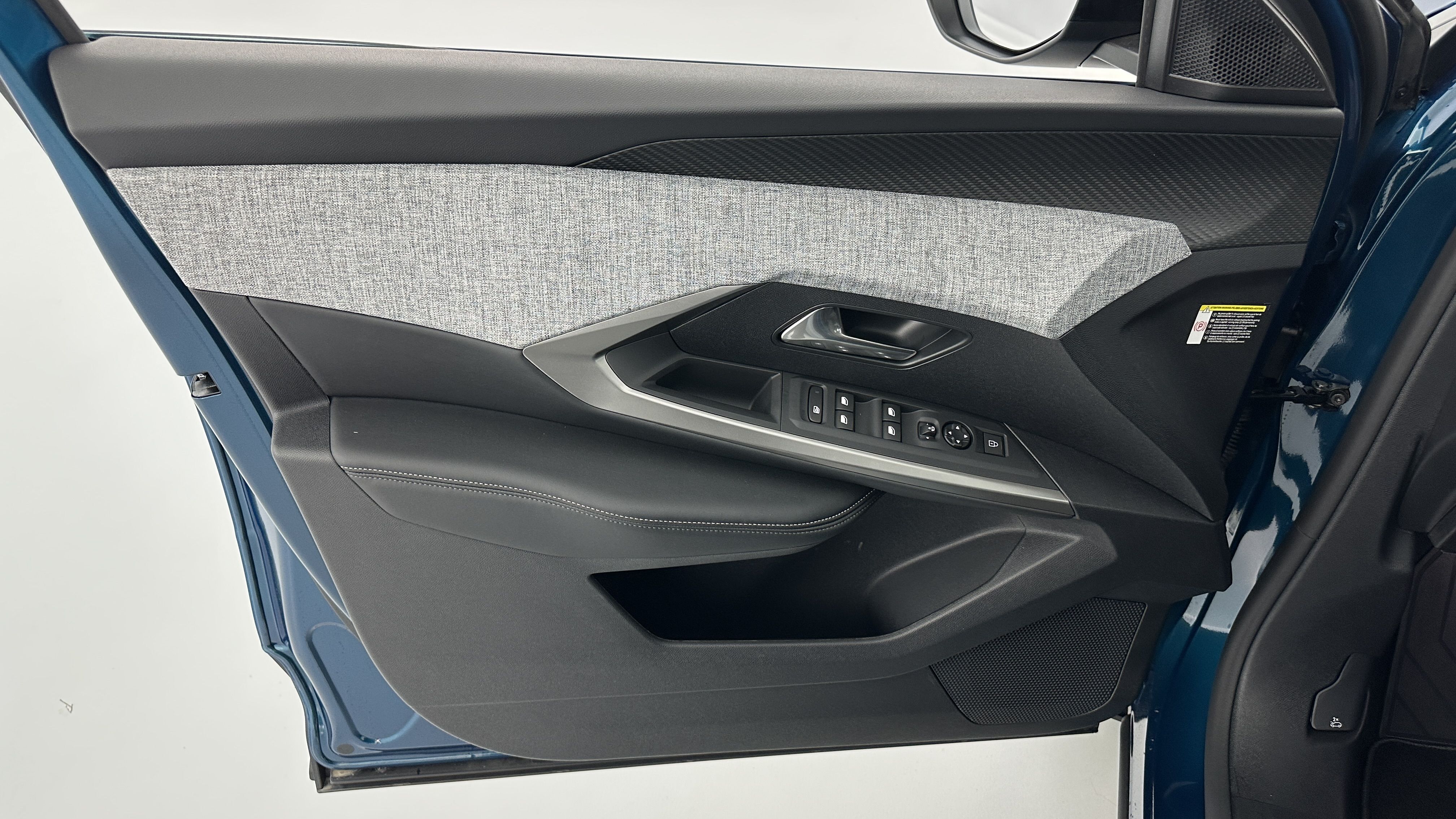 GLI00006036_p53 - PEUGEOT - 3008 - 2025 - photo 13