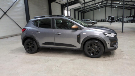 46098_p28 - DACIA - SANDERO - 2025