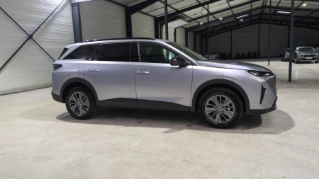 46521_p28 - PEUGEOT - 5008 - 2025