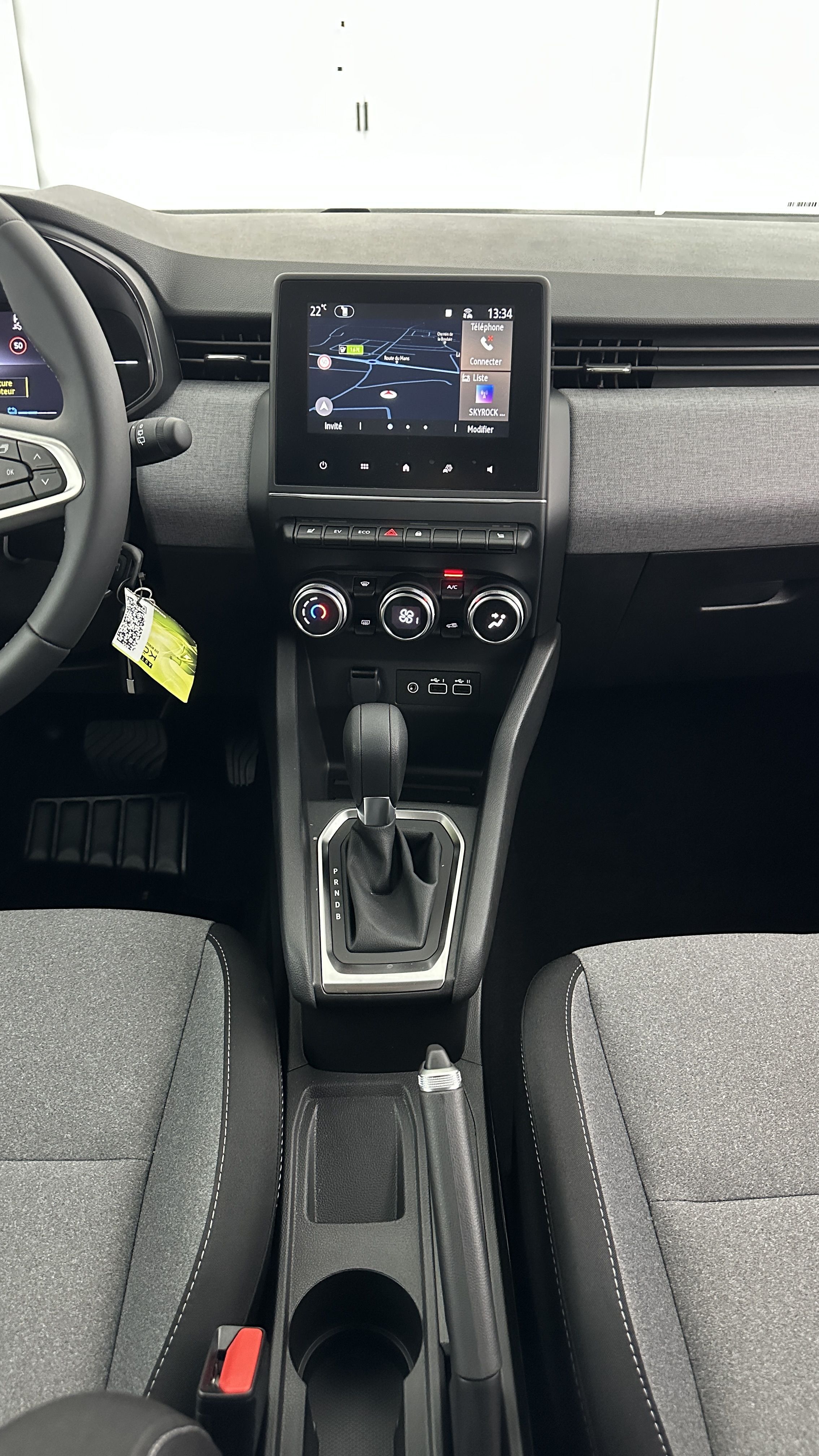 GLI00001988_p53 - RENAULT - CLIO - 2025 - photo 16