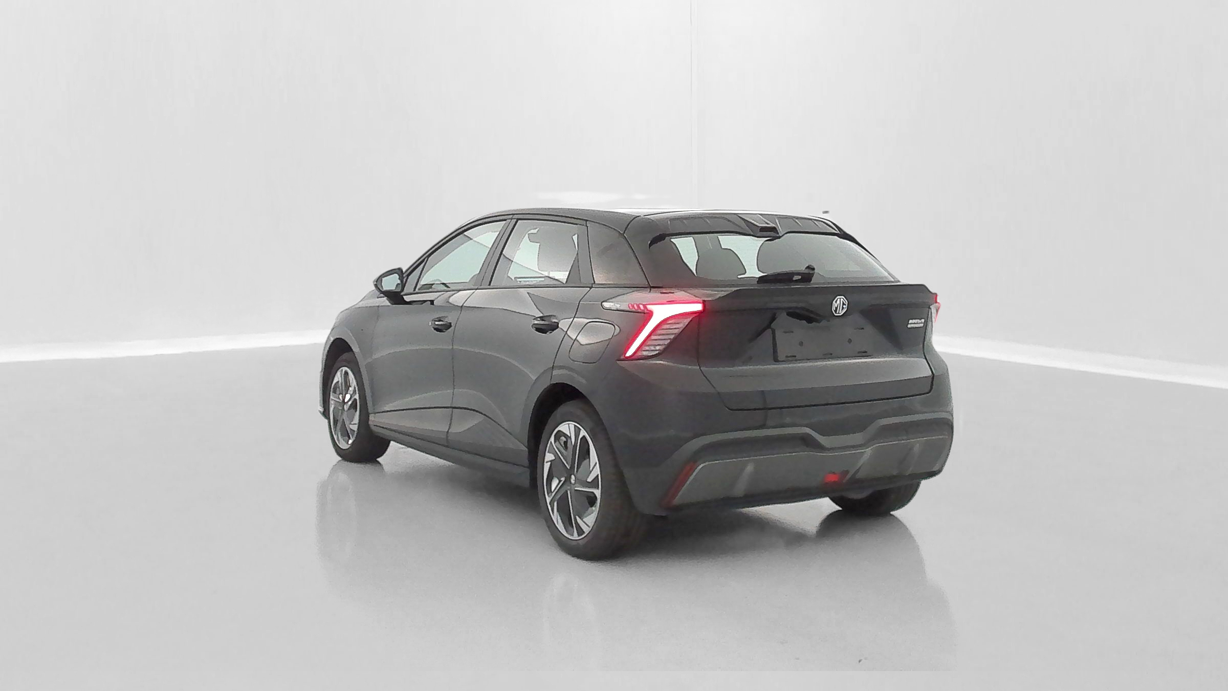 GLI00007014_p53 - MG - MG4 - 2025 - photo 5