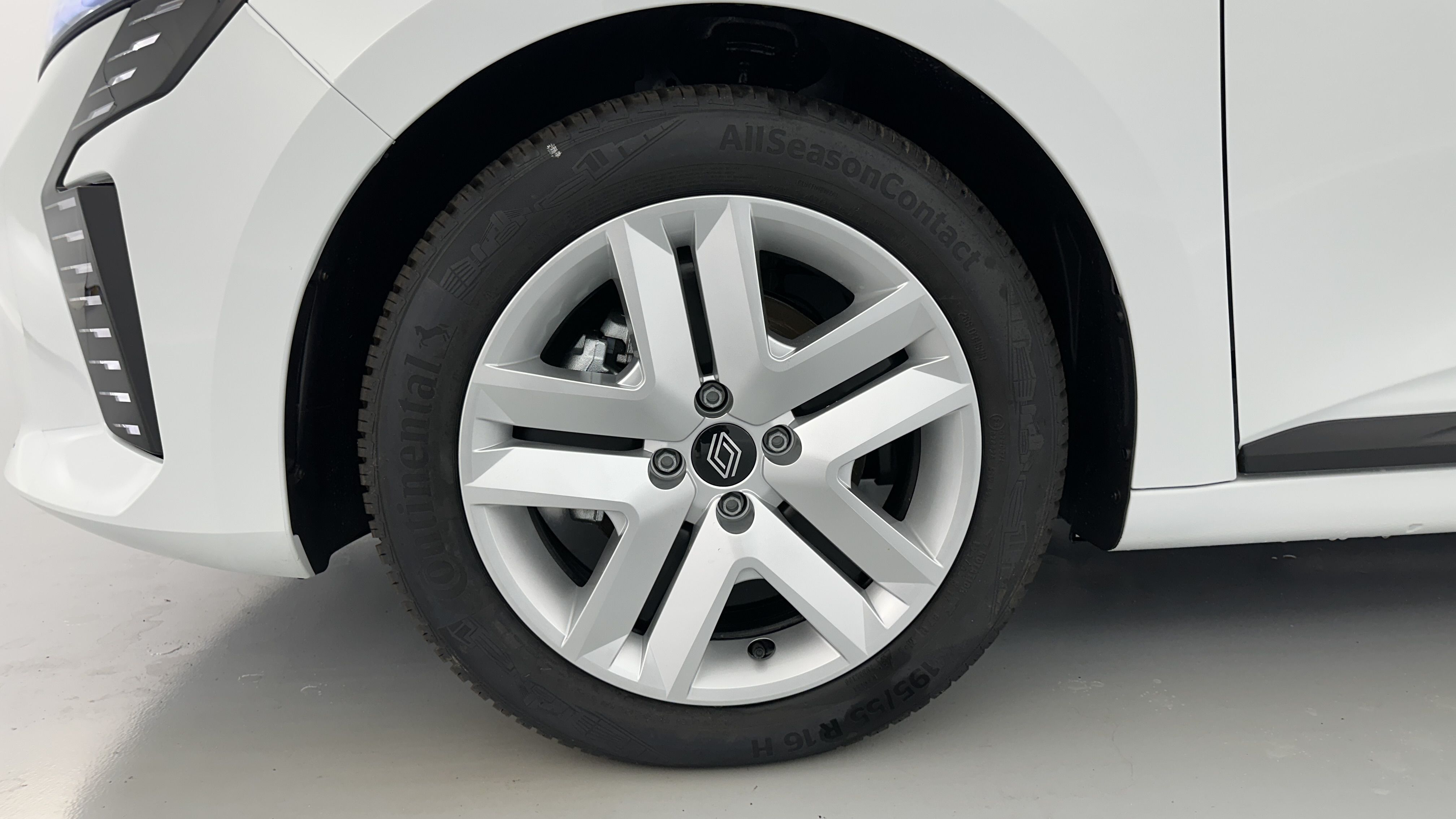 GLI00002840_p53 - RENAULT - CLIO - 2025 - photo 12