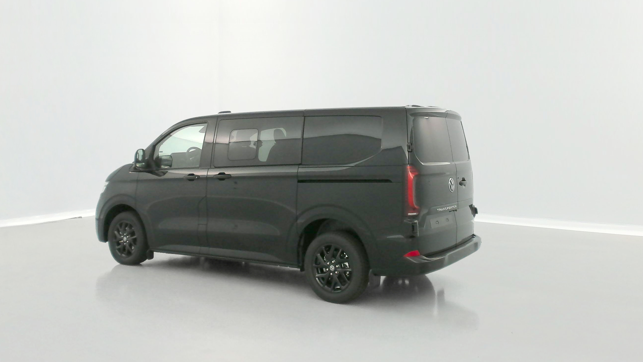 GLI00007513_p53 - VOLKSWAGEN - TRANSPORTER PROCAB - 2025 - photo 23