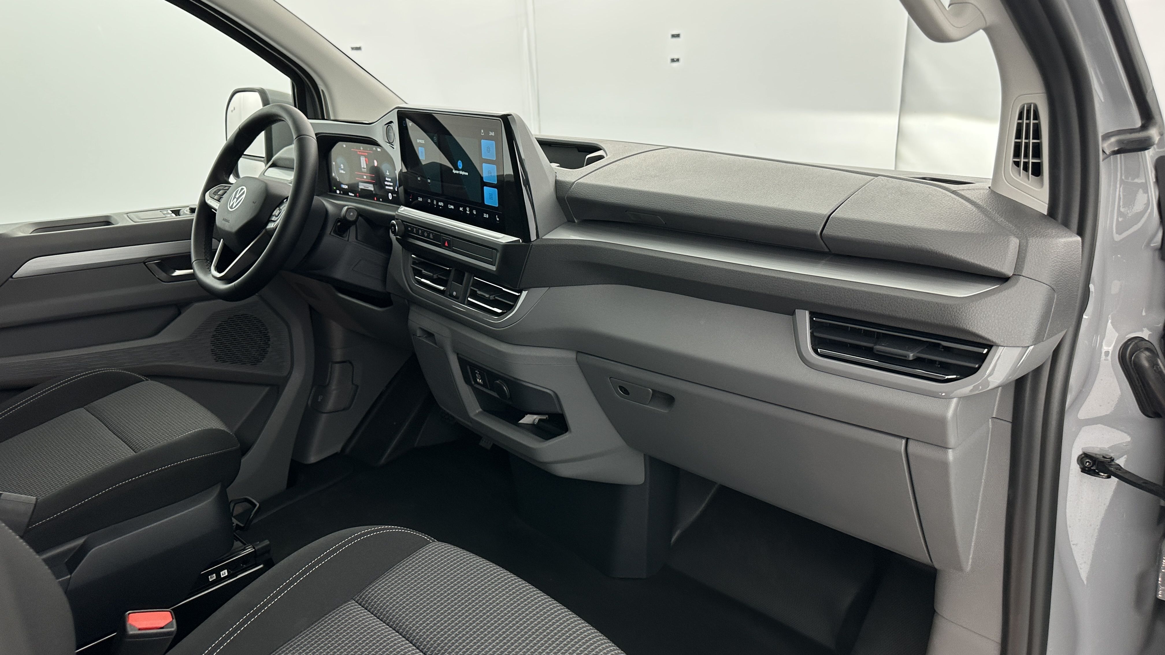 GLI00007508_p53 - VOLKSWAGEN - TRANSPORTER PROCAB - 2025 - photo 7