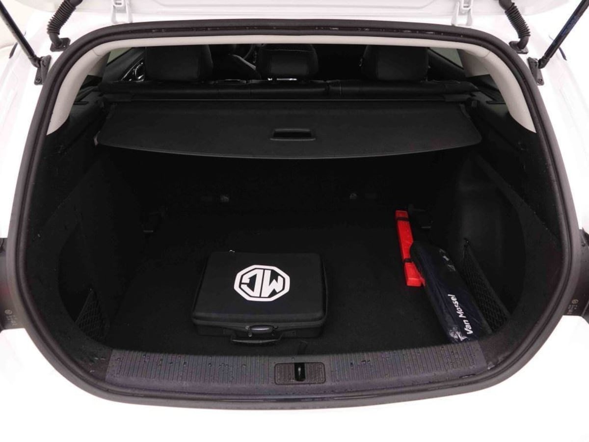 361560_p2 - MG - MG5 - 2025 - photo 5