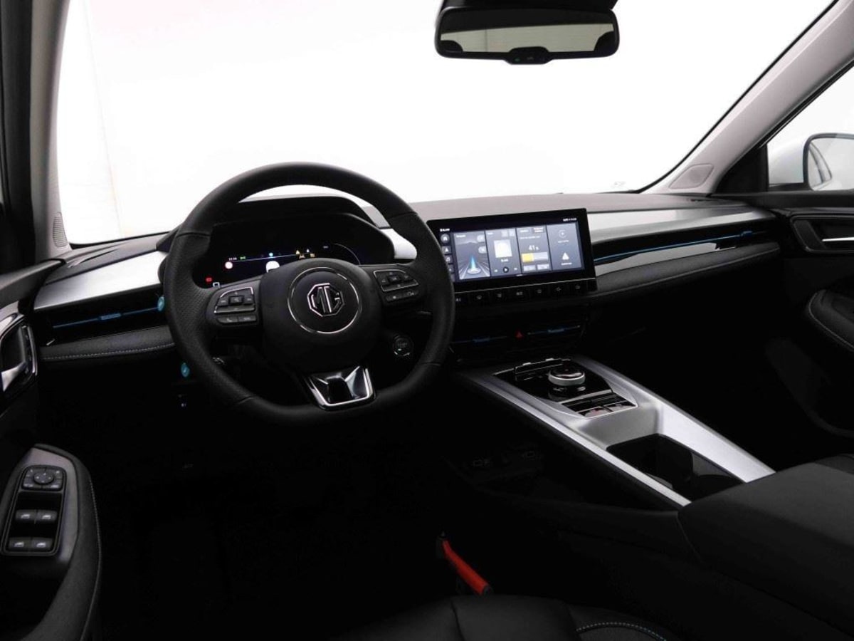 361560_p2 - MG - MG5 - 2025 - photo 7