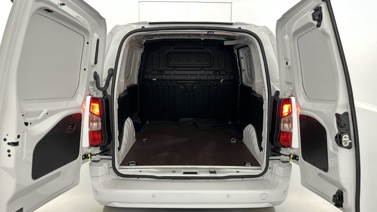 360899_p2 - OPEL - COMBO - 2025 - photo 9