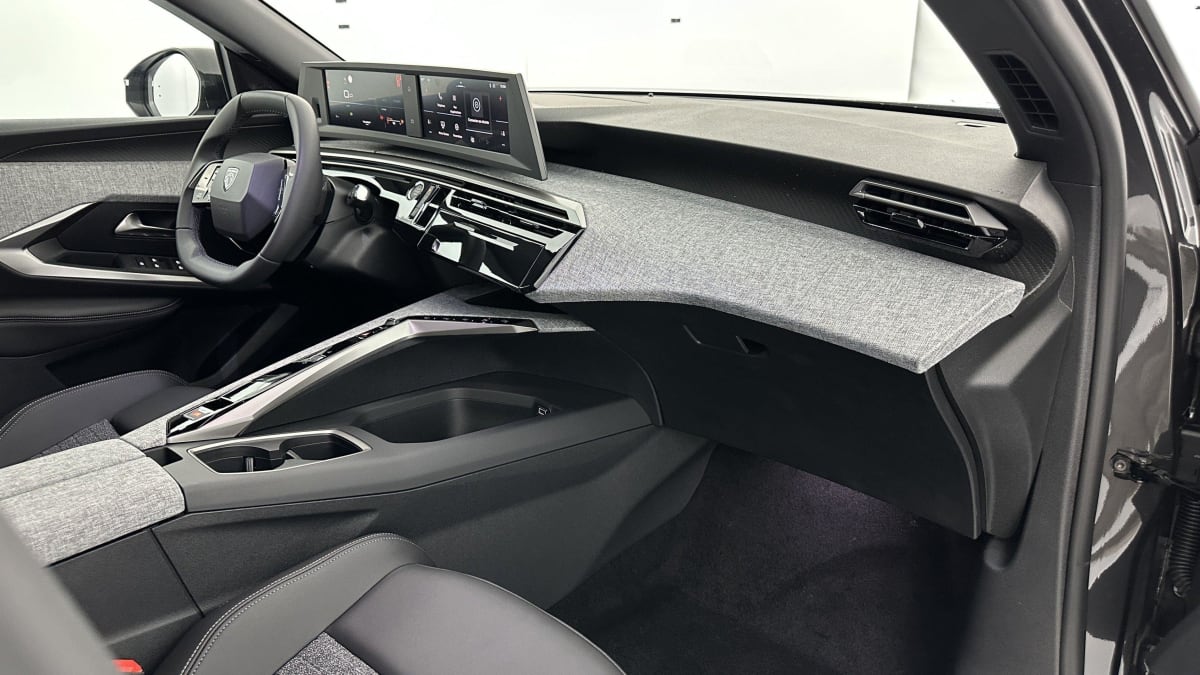 352787_p2 - PEUGEOT - 5008 - 2025 - photo 9