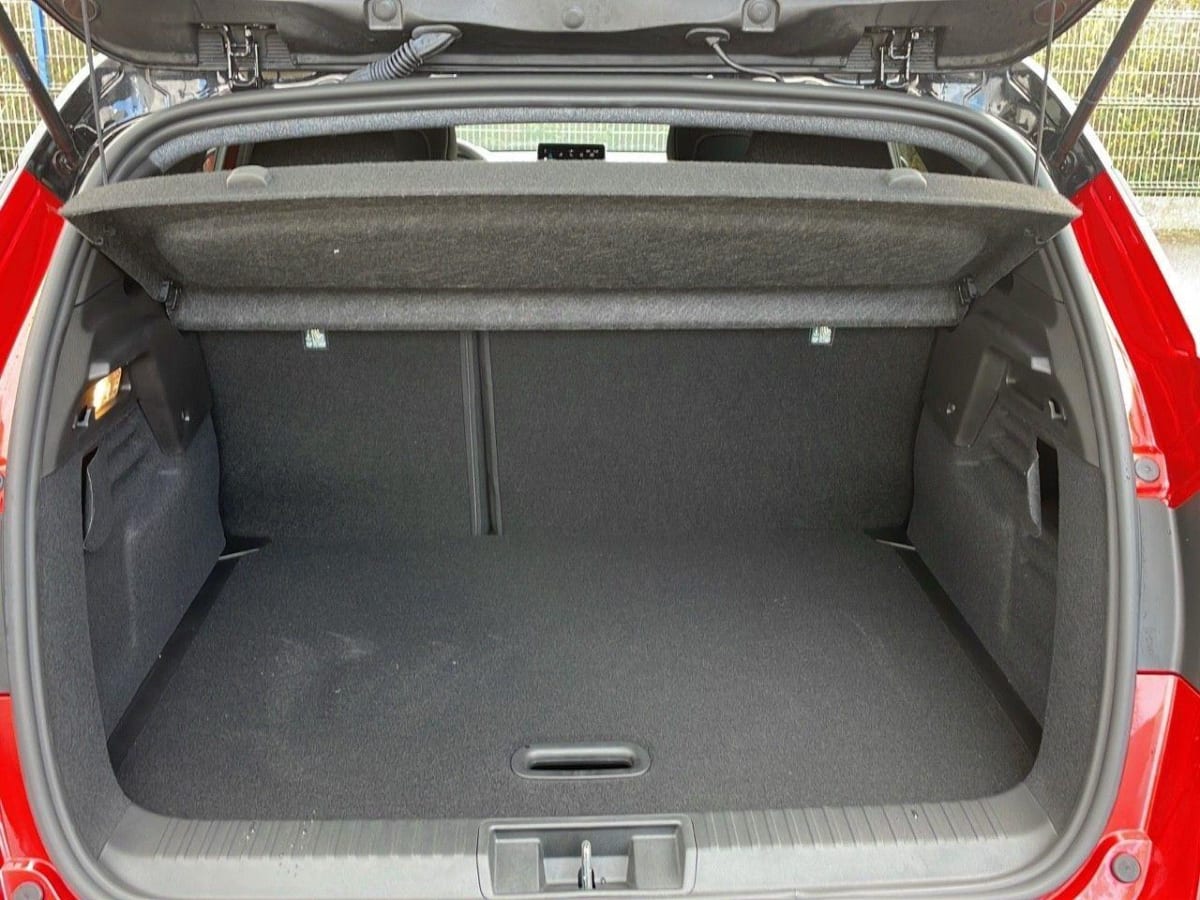 361460_p2 - RENAULT - CAPTUR - 2025 - photo 10