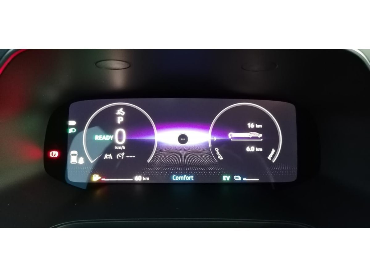 361638_p2 - RENAULT - CAPTUR - 2025 - photo 7