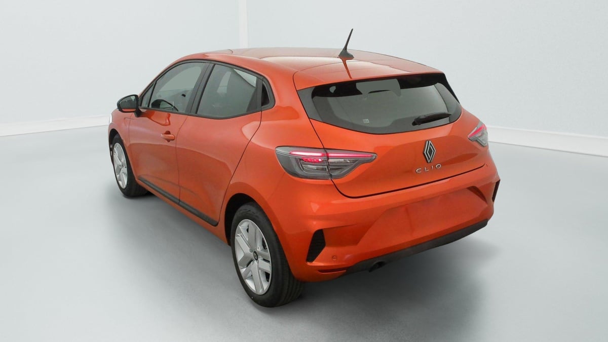 357250_p2 - RENAULT - CLIO 5 - 2025 - photo 5
