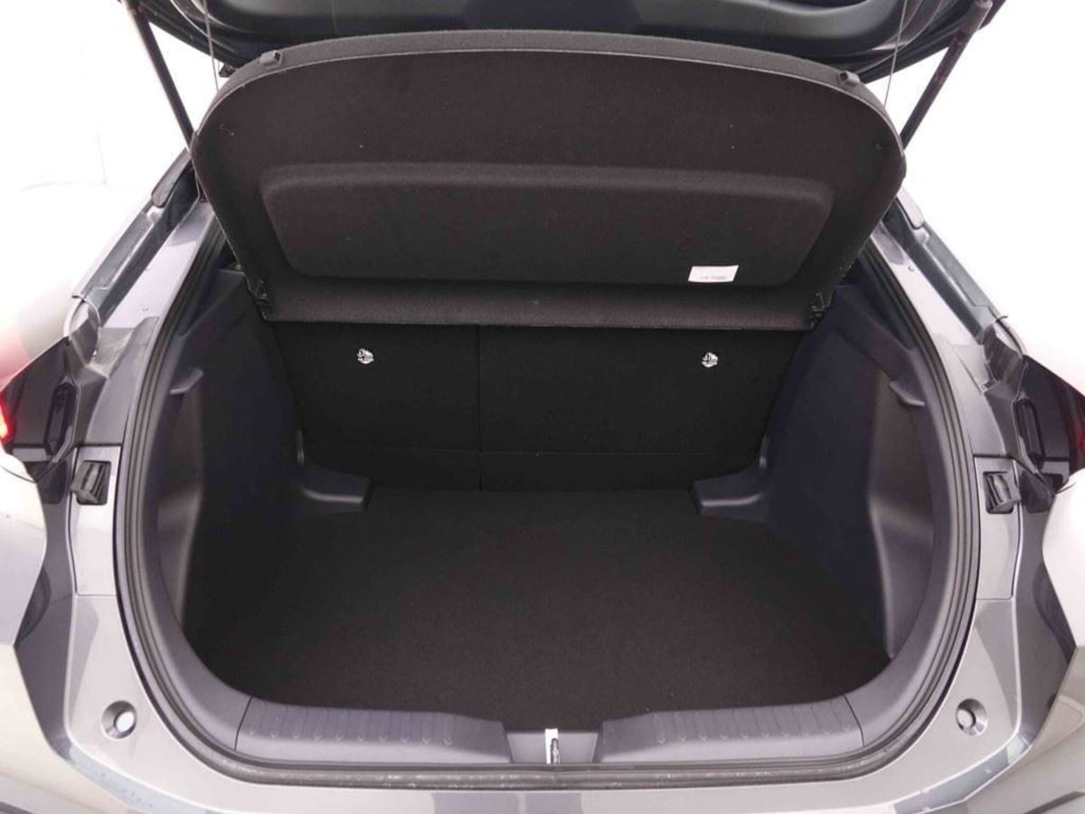 360917_p2 - TOYOTA - C HR - 2025 - photo 6