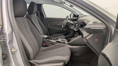 360863_p2 - PEUGEOT - 208 - 2022