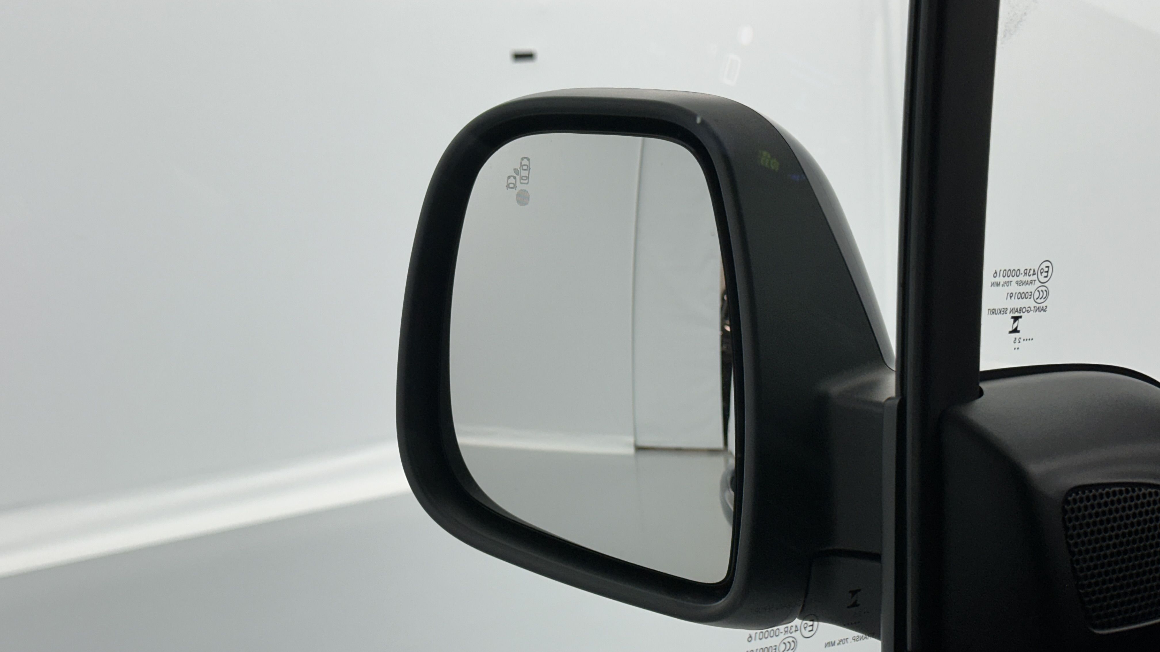 GLI00007889_p53 - PEUGEOT - PARTNER - 2025 - photo 18