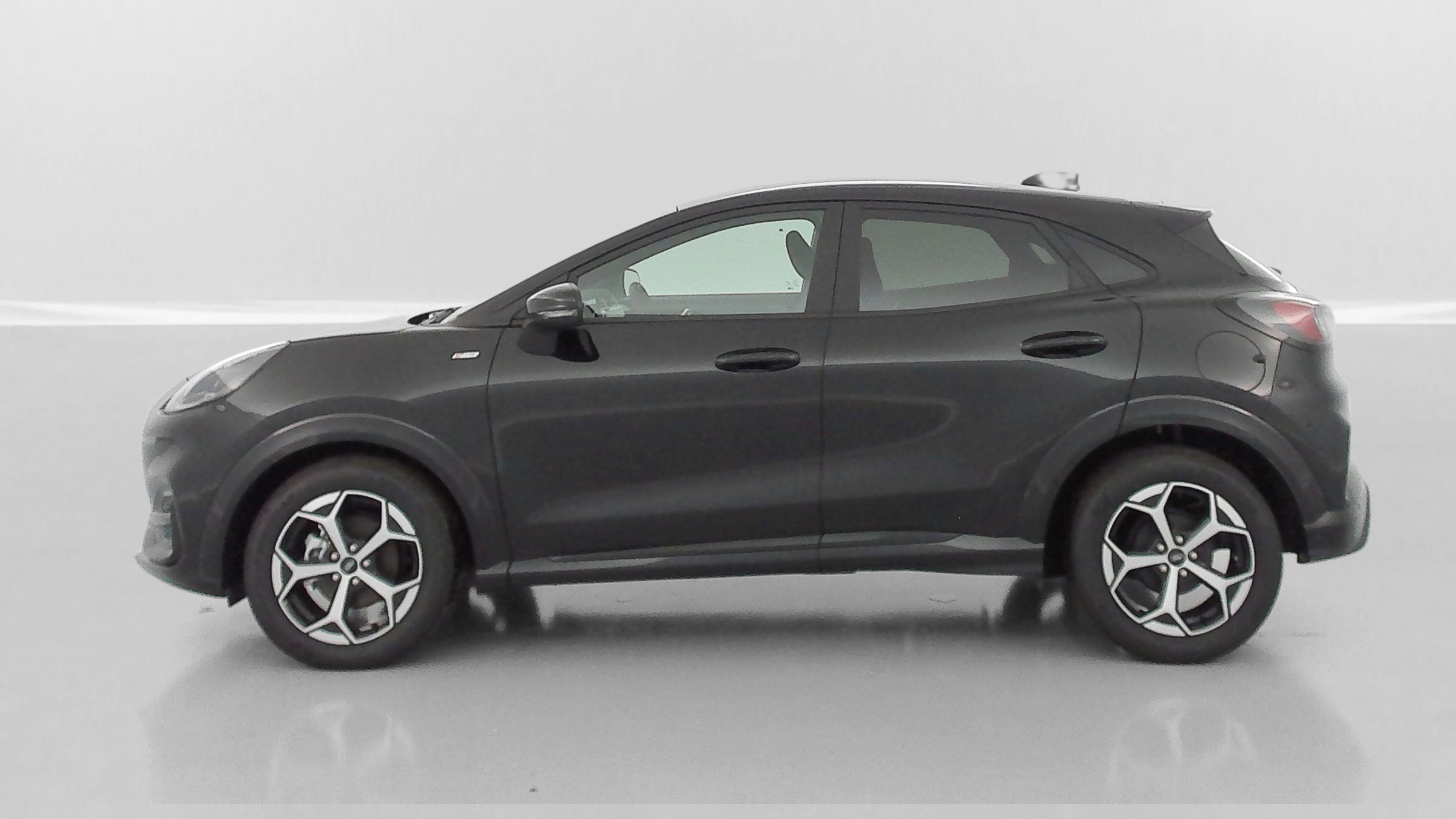 GLI00009878_p53 - FORD - PUMA - 2025 - photo 4