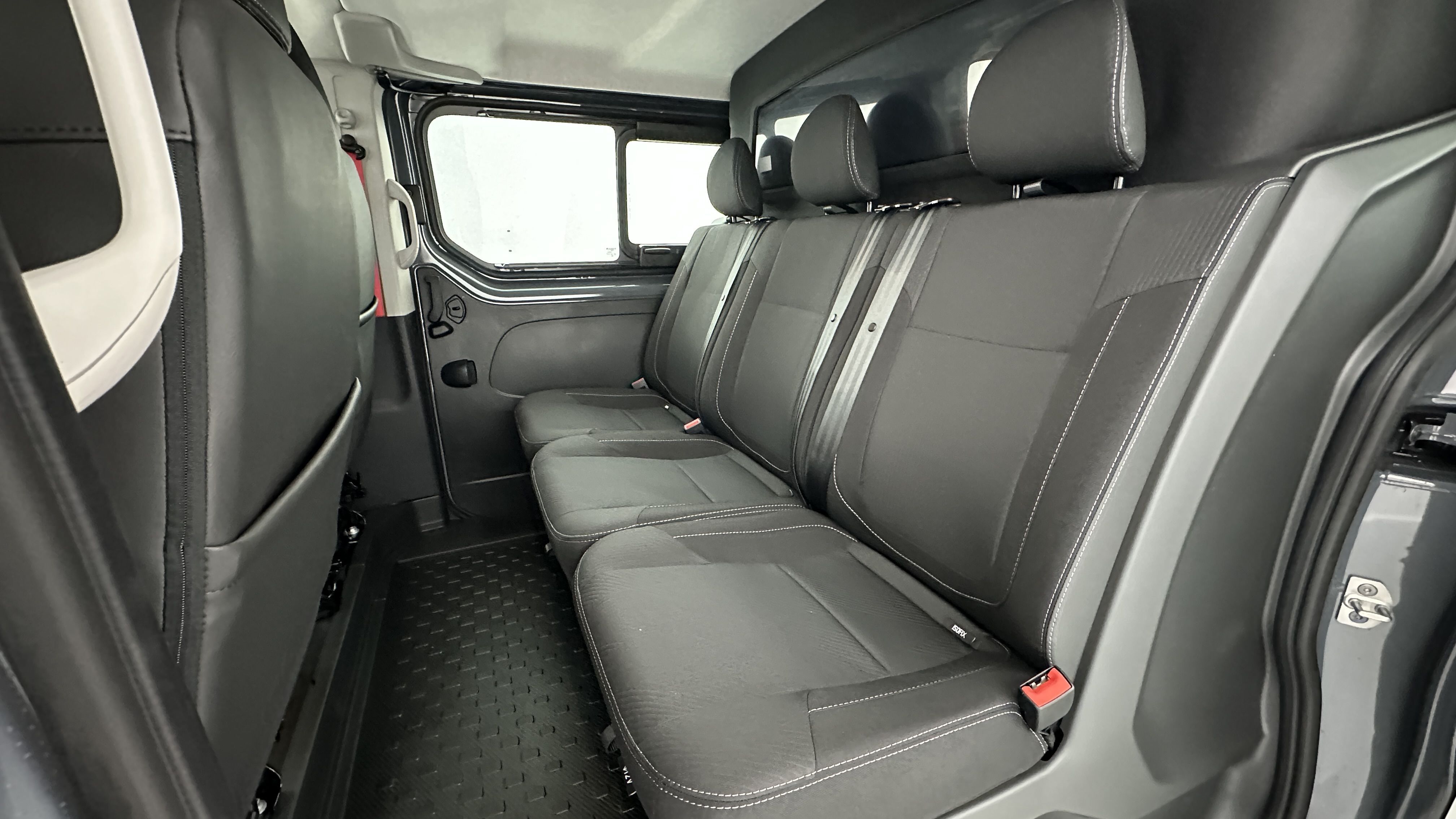 GLI00007188_p53 - RENAULT TRUCKS - TRAFIC CA - 2025 - photo 8