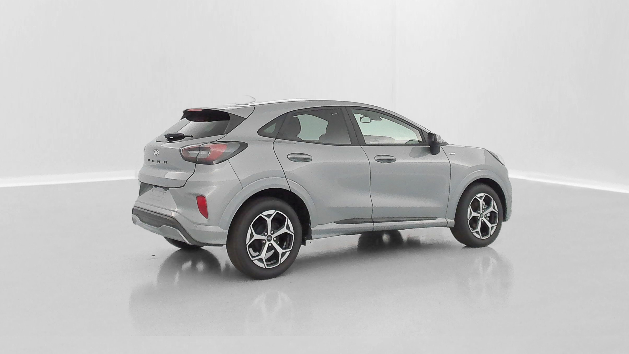 GLI00009893_p53 - FORD - PUMA - 2025 - photo 28