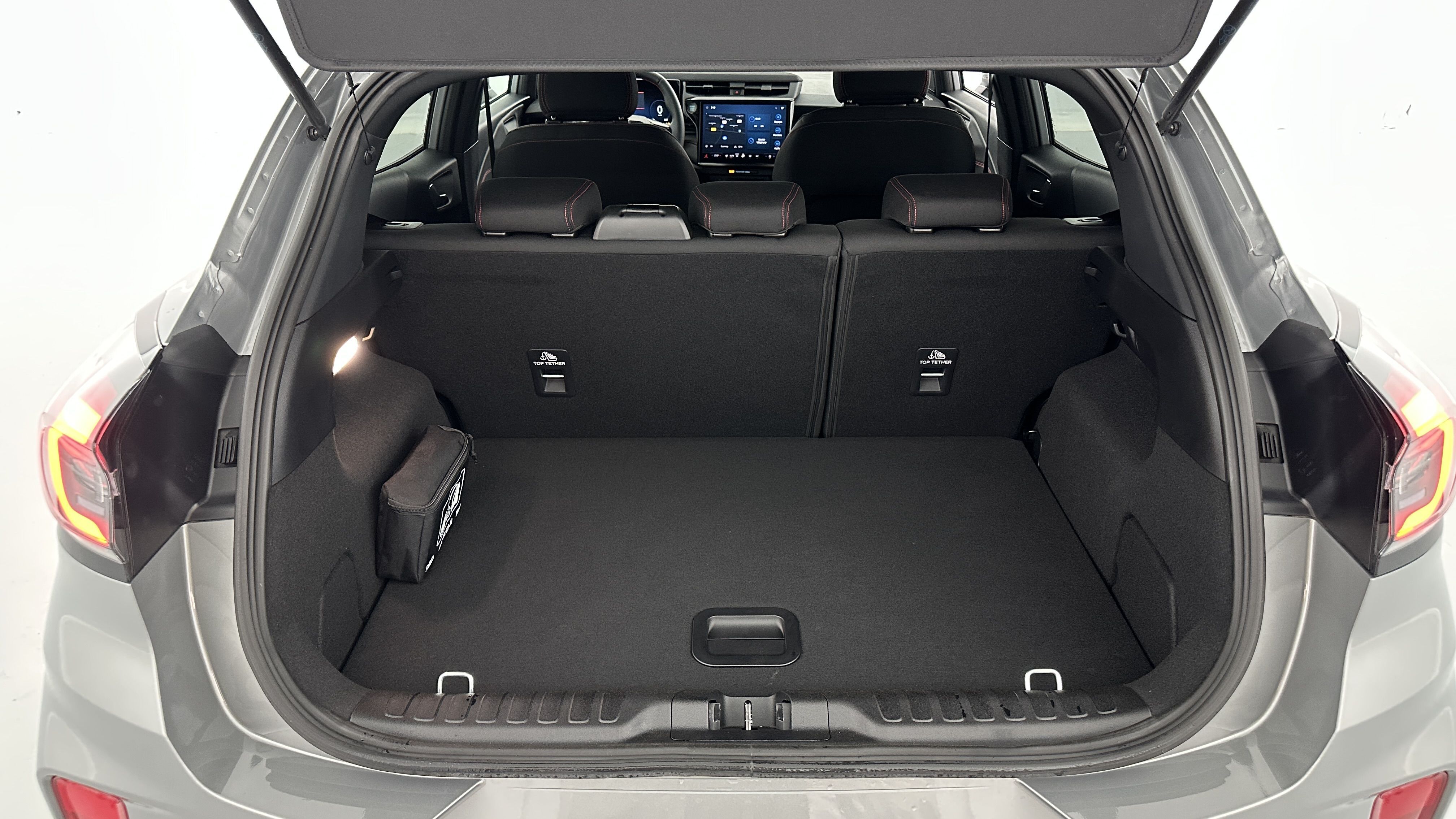 GLI00009890_p53 - FORD - PUMA - 2025 - photo 10